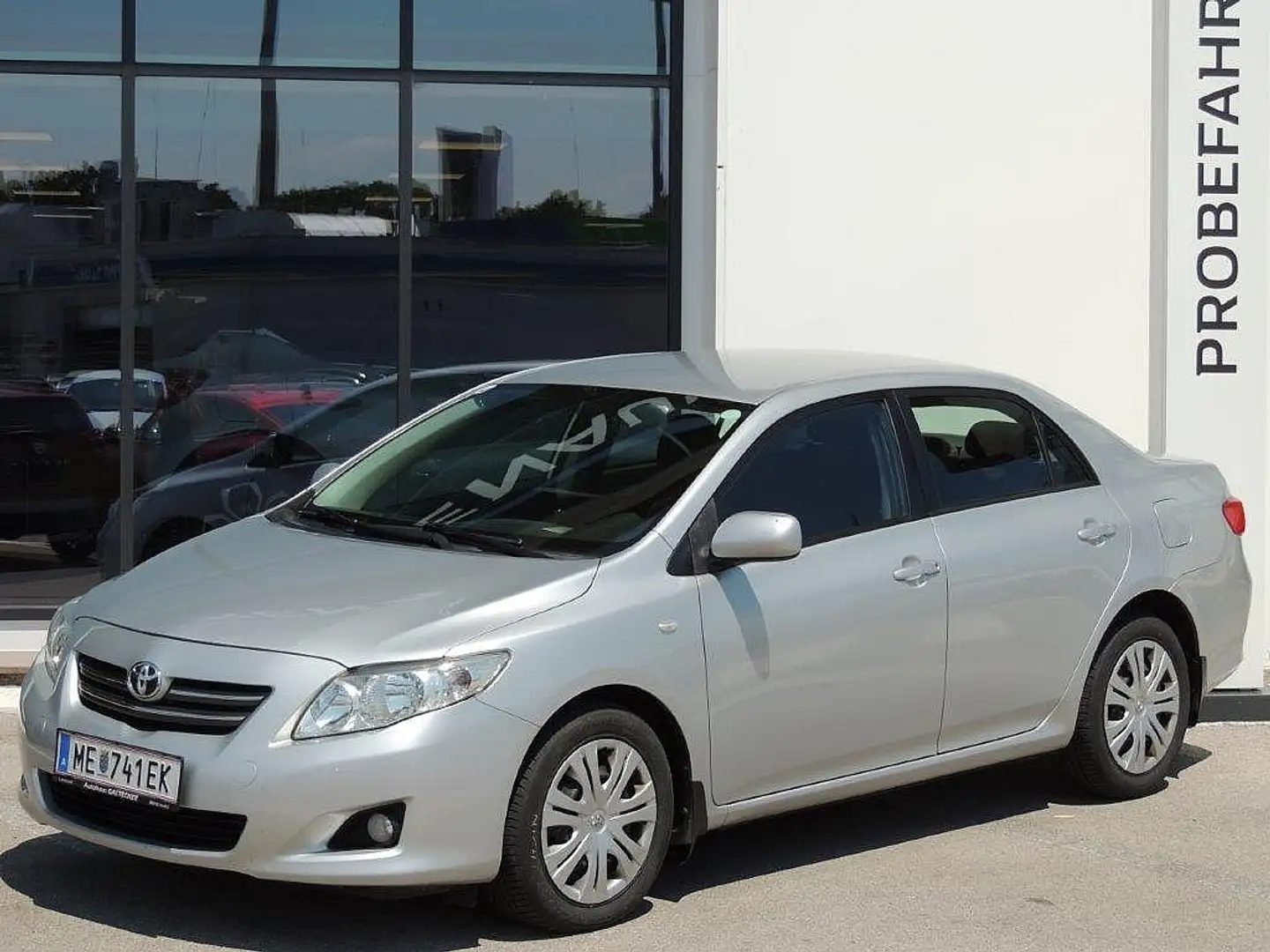 Toyota Corolla 2,0 D-4D 125 DPF High Plateado - 2
