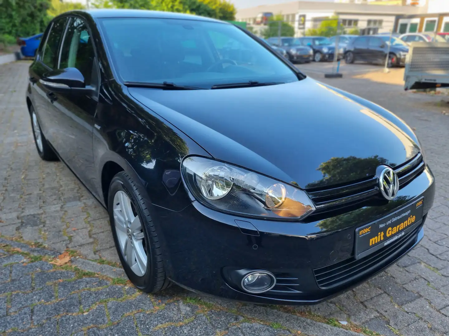 Volkswagen Golf Match*Klima*Sitzh*PDC*Garantie* Schwarz - 2