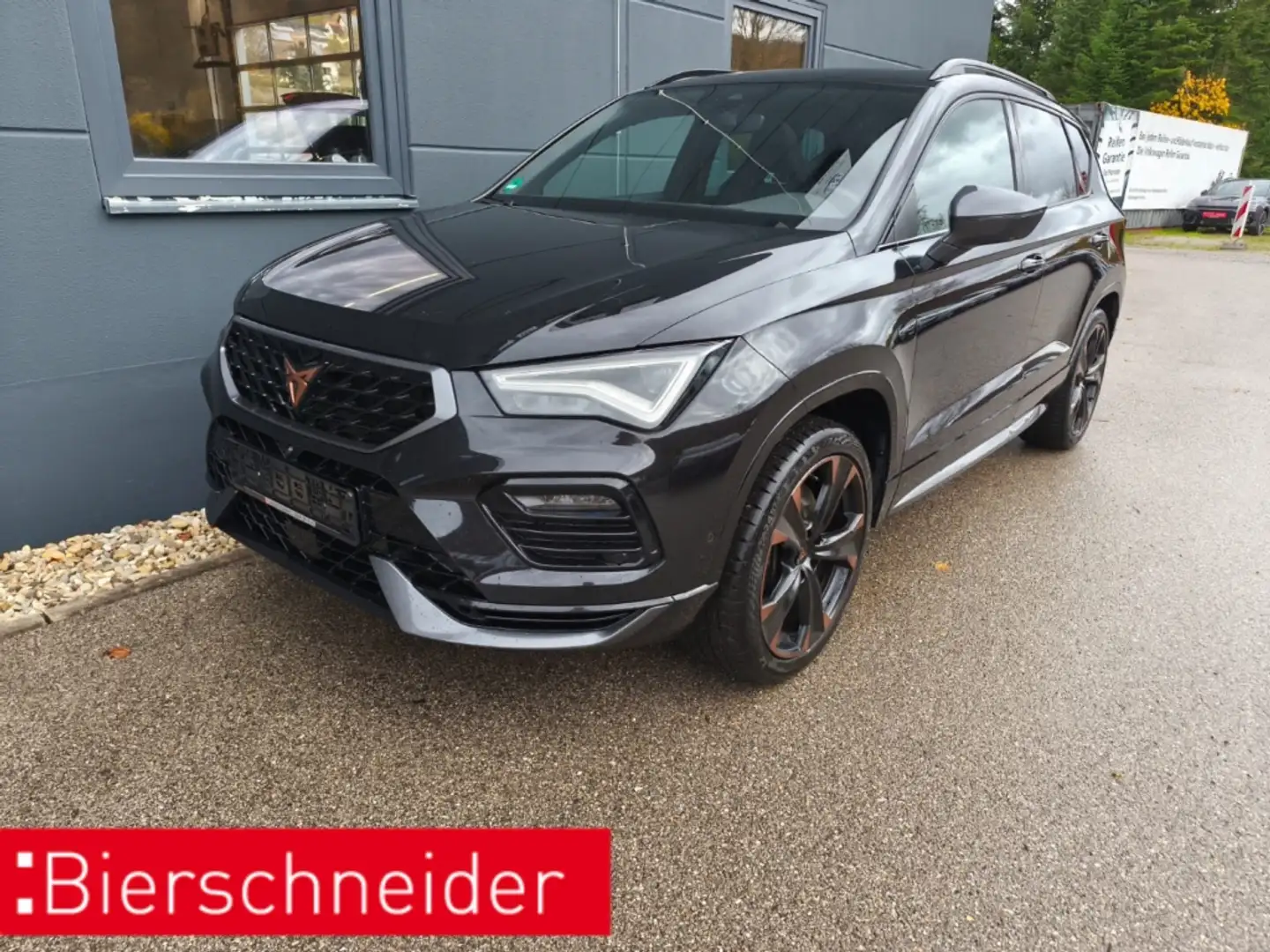CUPRA Ateca 2.0 TSI DSG 4DRIVE COPPER PANO AHK Schwarz - 2