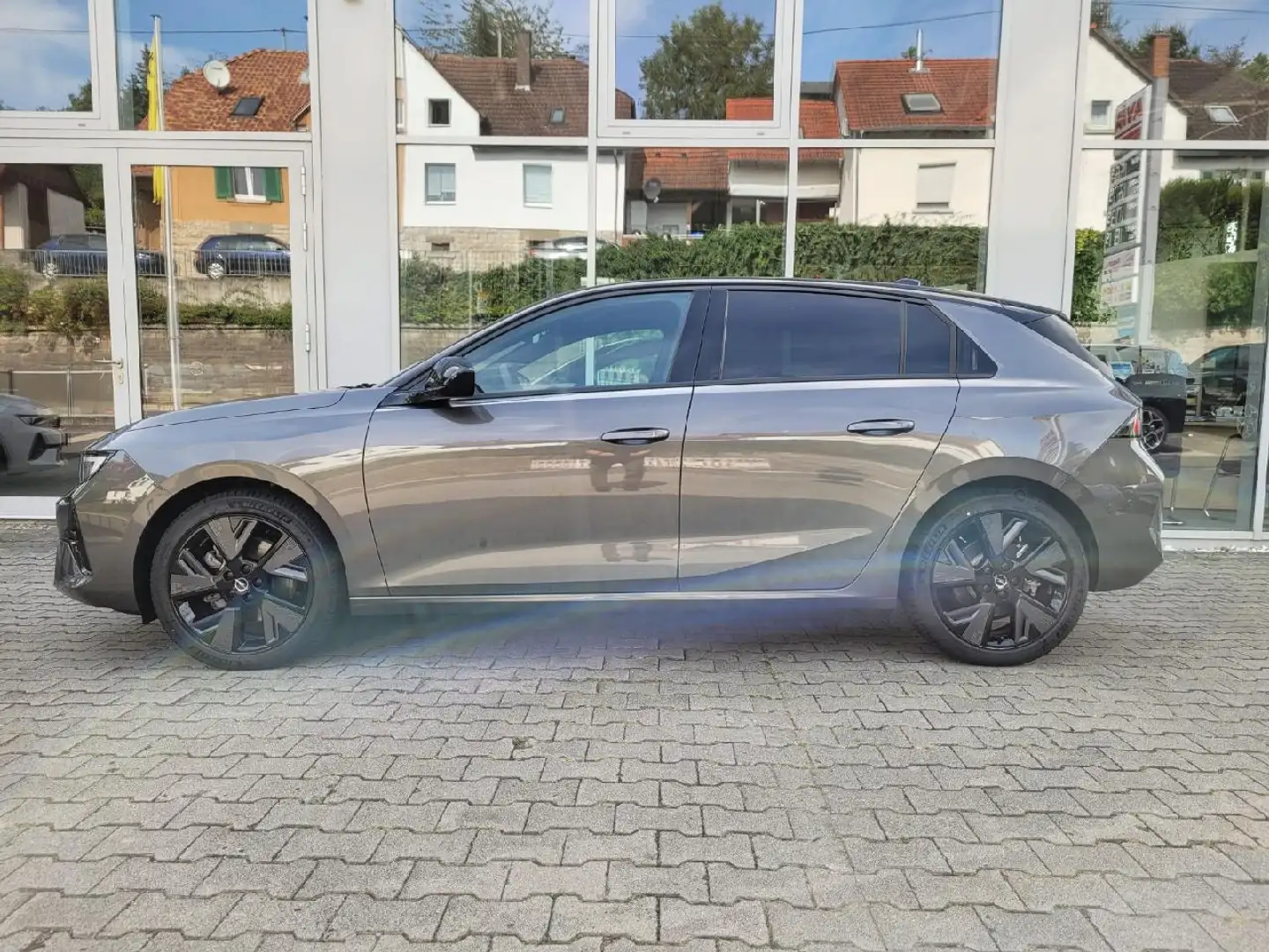 Opel Astra Electric GS Grau - 1