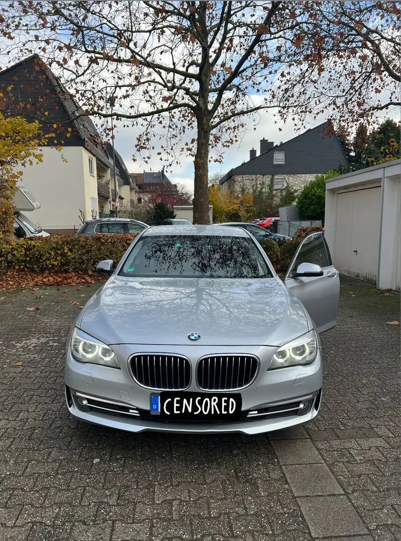 BMW 730 730d - 1