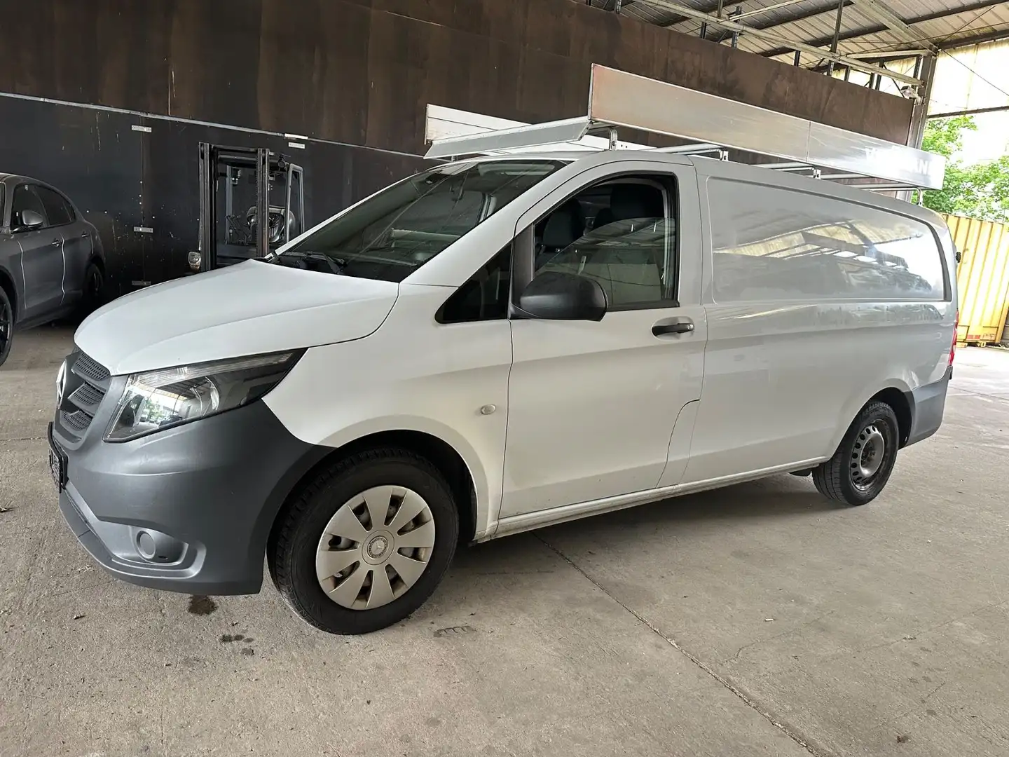 Mercedes-Benz Vito Kasten 116 CDI, /BT RWD lang *Klima*AHK* Weiß - 1