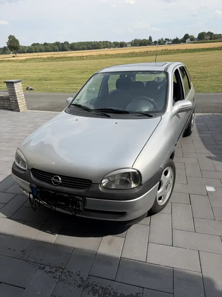 Opel Corsa Edition 100 Cool, foto 1