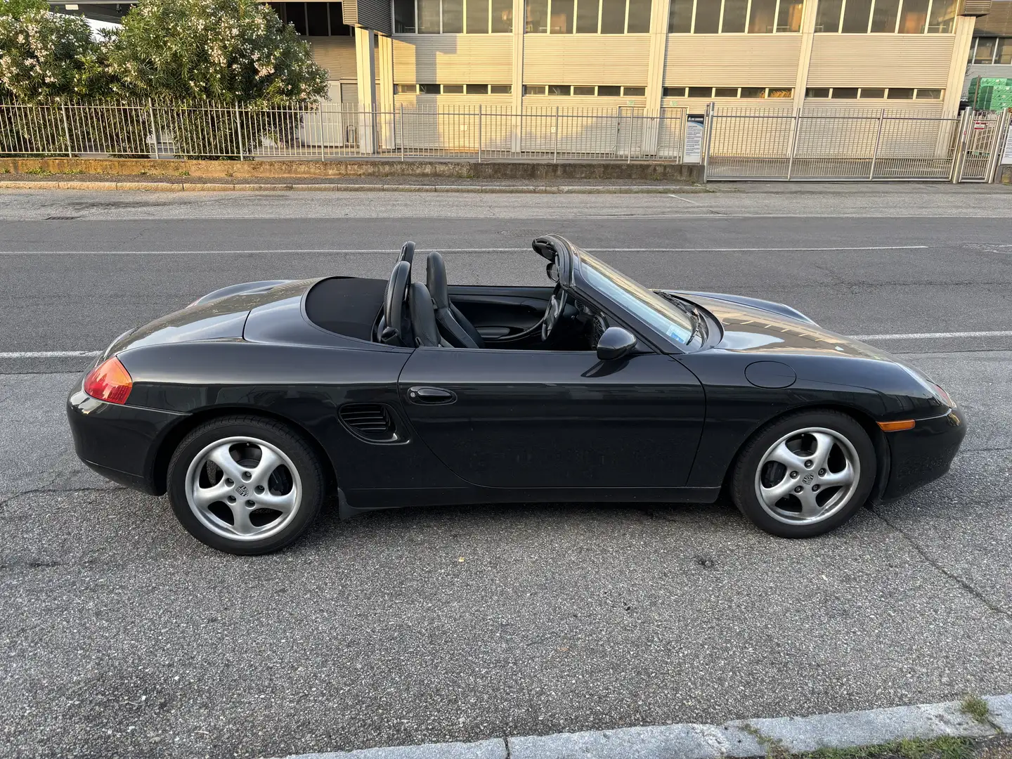Porsche Boxster 2.5 c/clima ASI Targa Oro Nero - 2