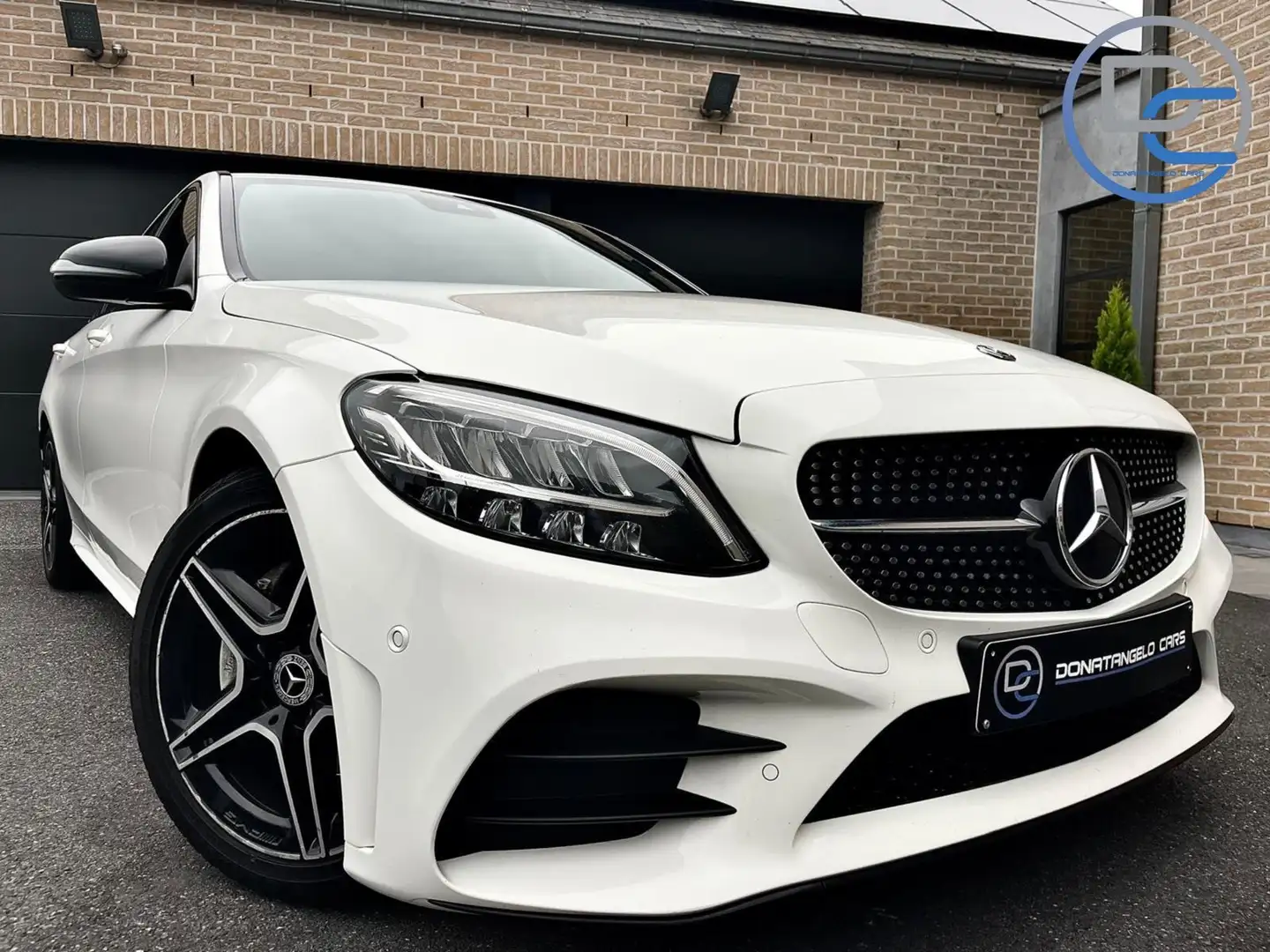 Mercedes-Benz C 180 C 180 PACK AMG" CAMERA KEYLES " A VOIR Blanc - 1