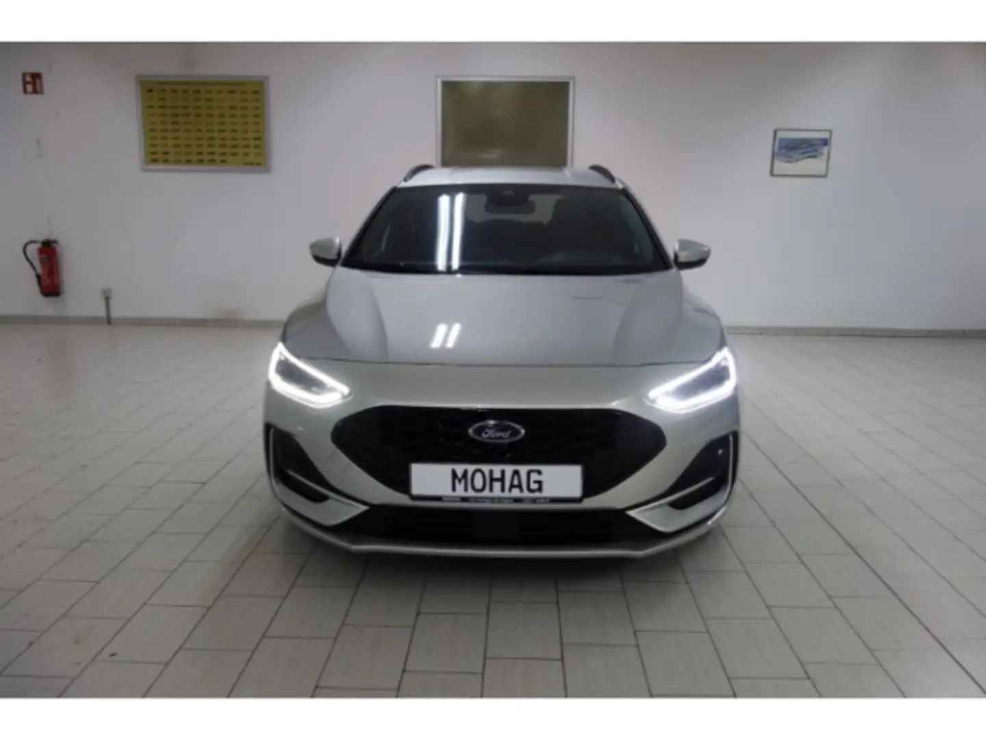 Ford Focus ST-Line *Allwetterreifen*SHZ*LHZ*PDC*Bluetooth* Argent - 2