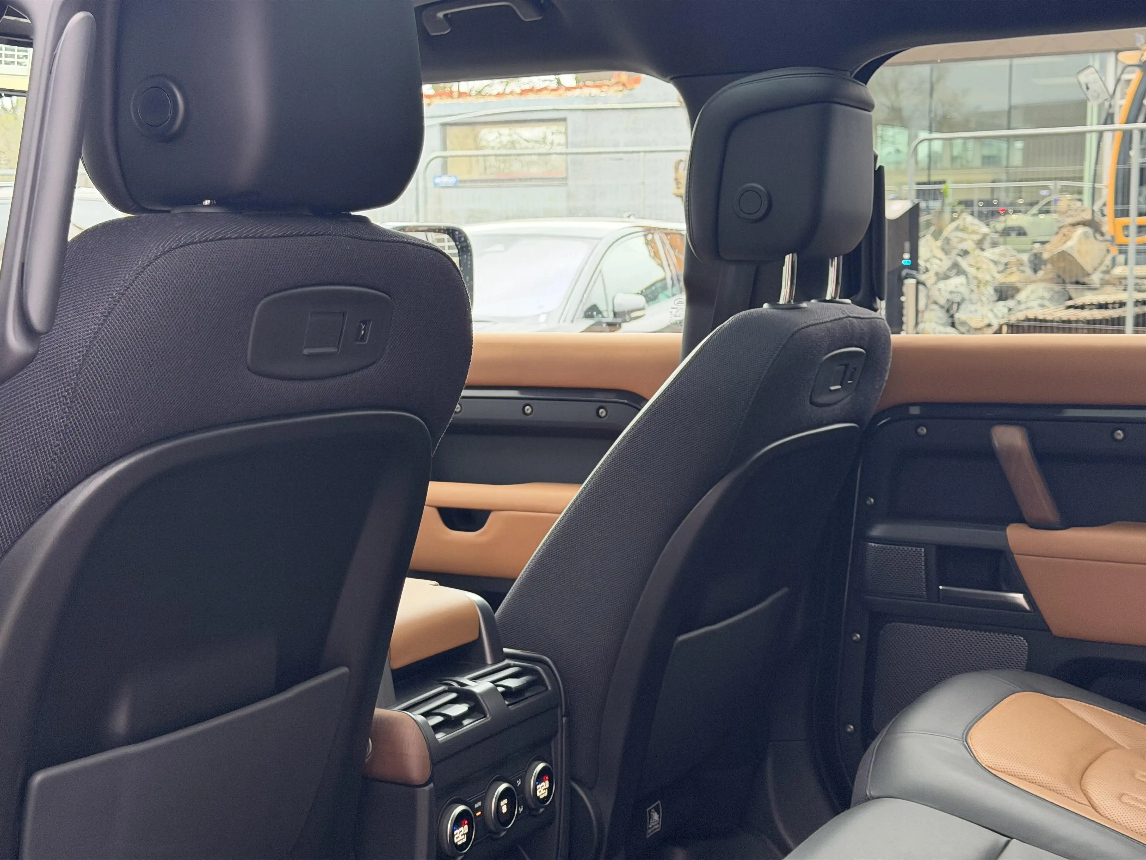 Land Rover Defender P400 XS Edition FULL!!| Trekh | Luchtvering | Meri — photo 10