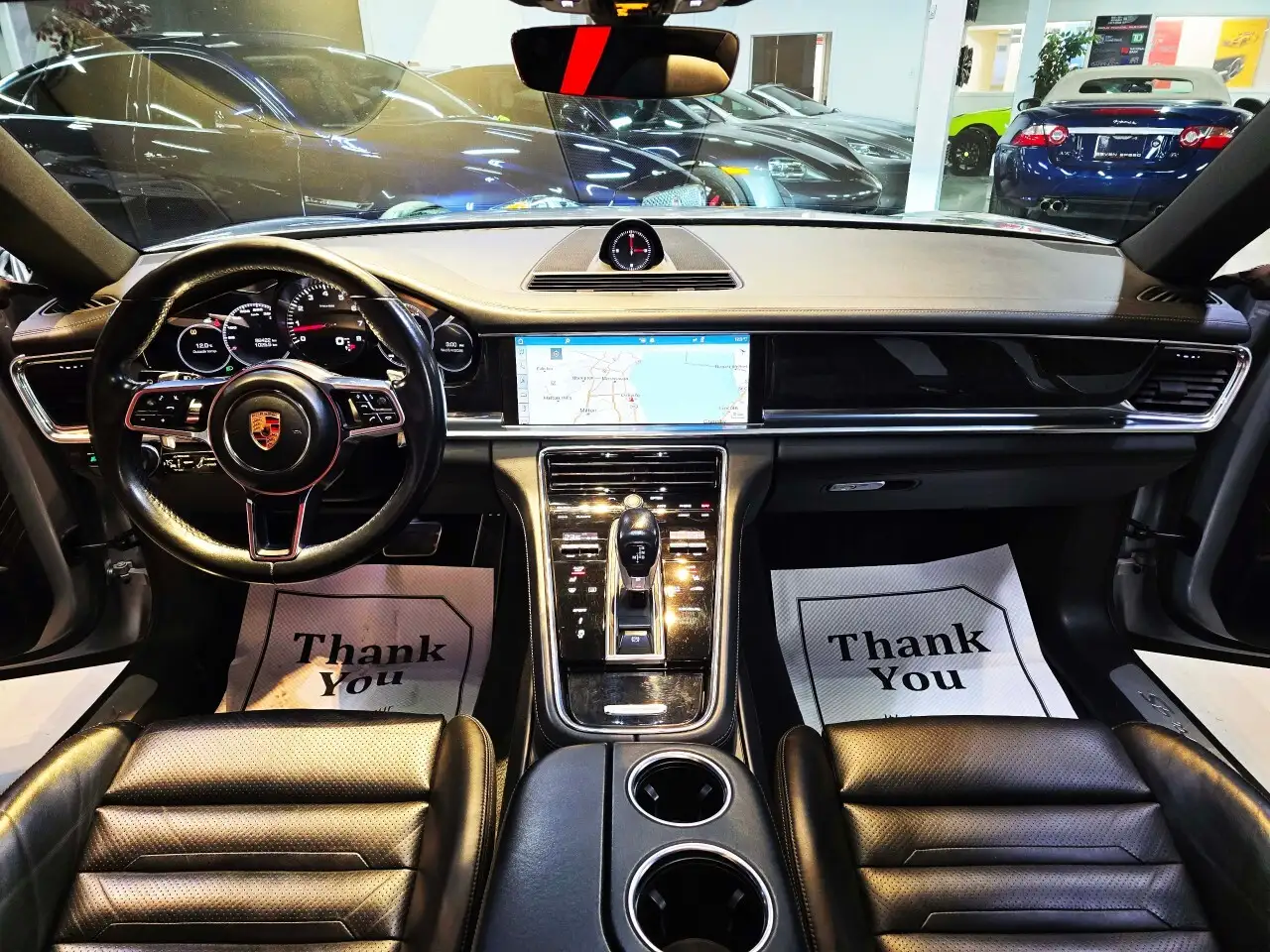 Porsche Panamera снимка Porsche Panamera