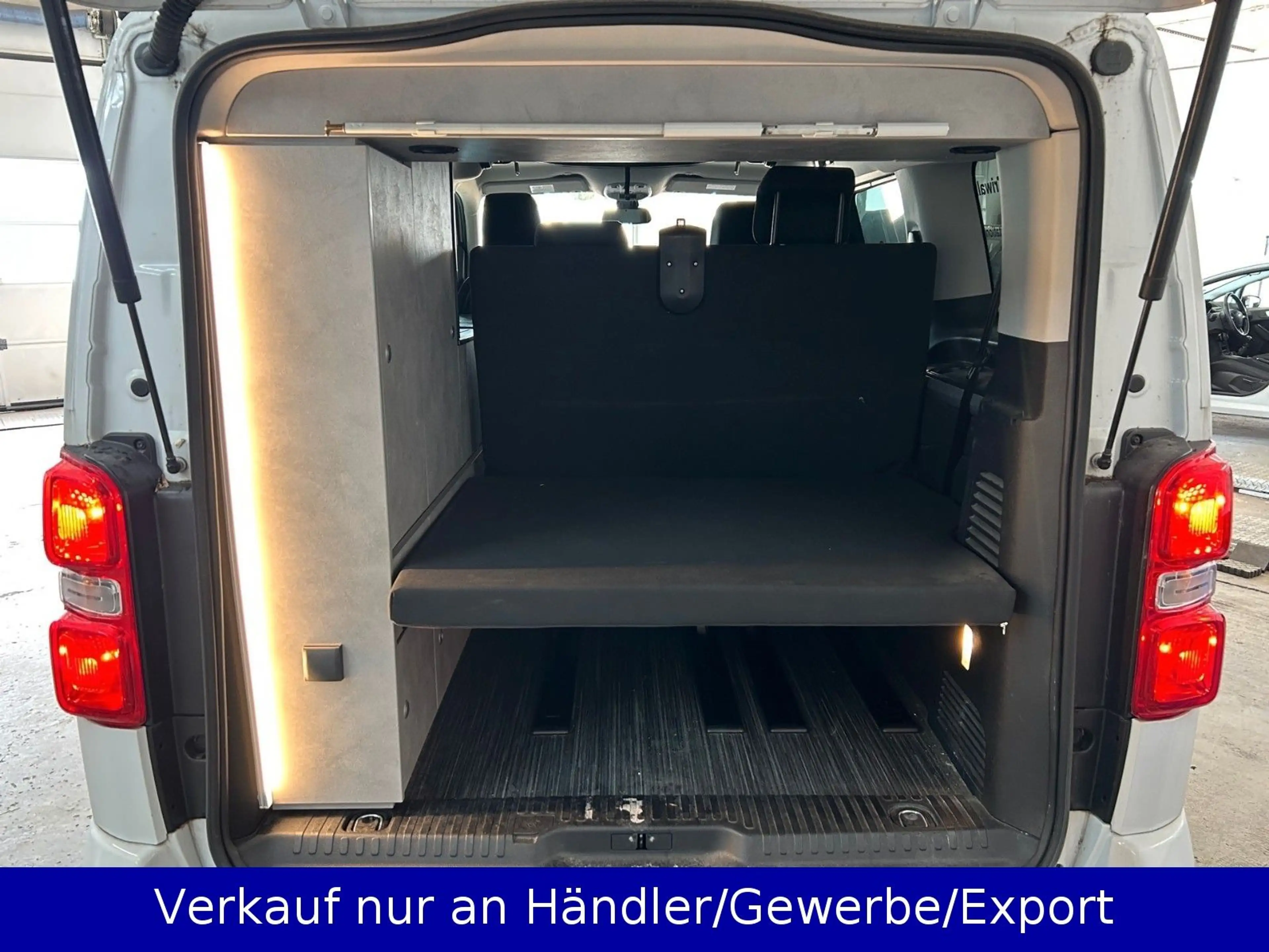 Opel Zafira Life 2.0 CDTI Crosscamp Automatik Navi — photo 8