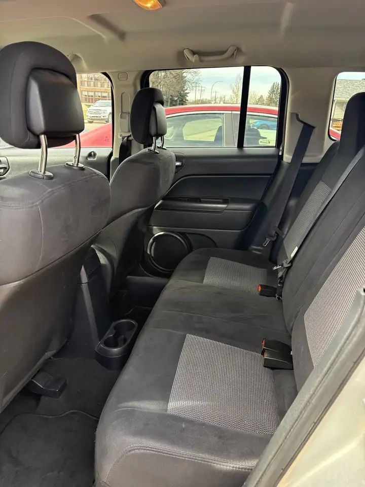 Jeep Patriot снимка Jeep Patriot