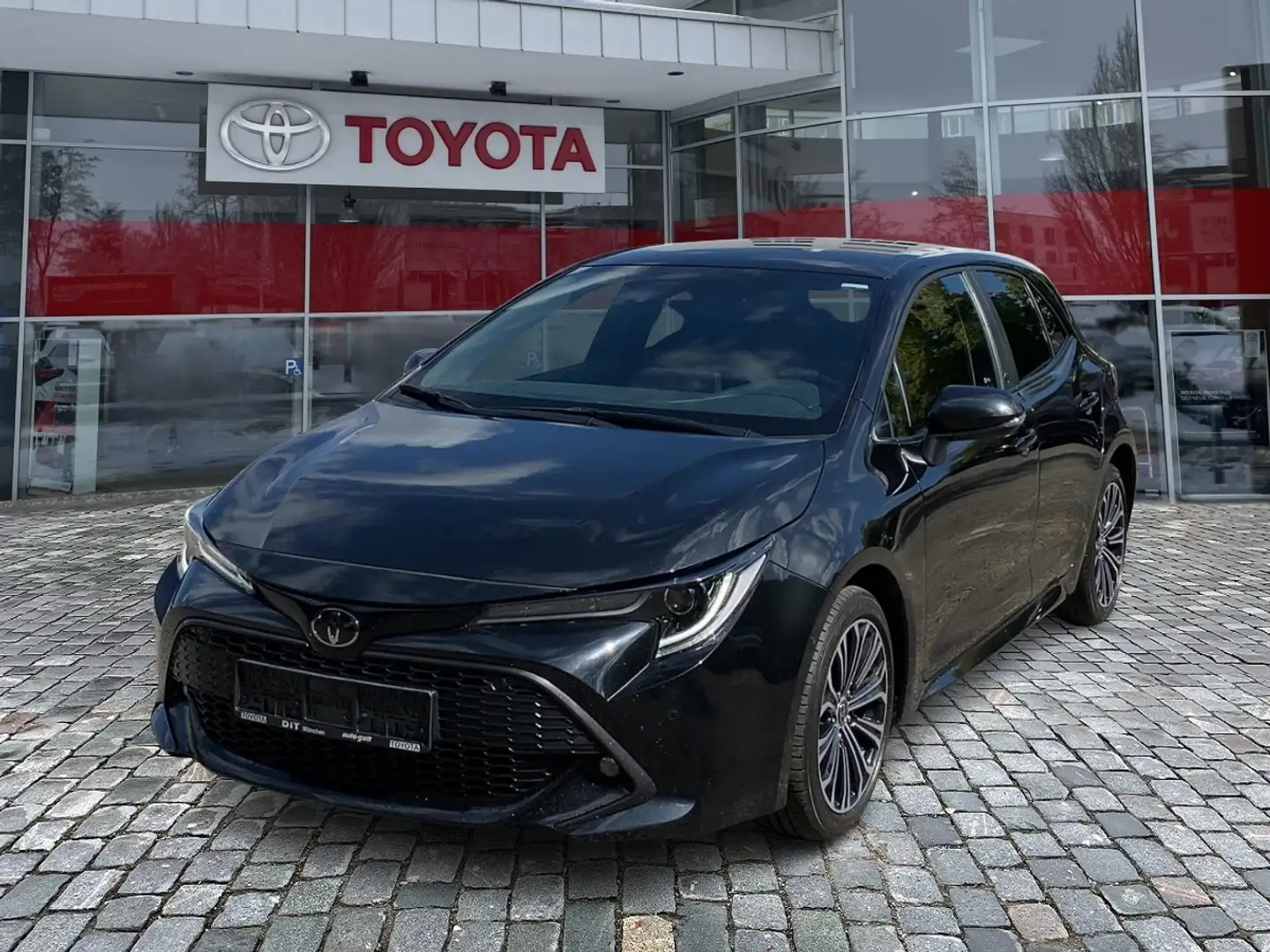 Toyota Corolla 1.2T Team D **Technik-Paket,uvm** Zwart - 2