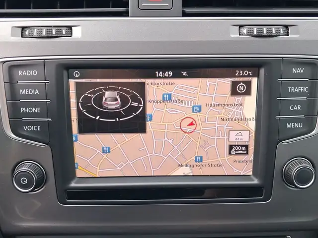 Volkswagen Golf view 12