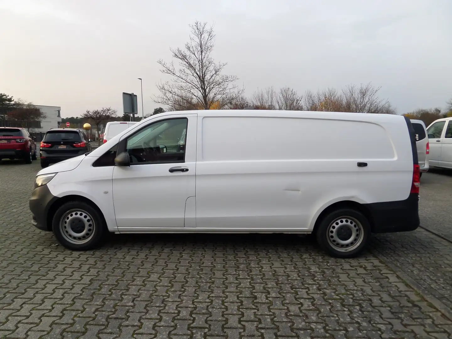 Mercedes-Benz Vito 116 CDI 4x4 EXTRALANG+Automatik+Sortimo+Standh+AHK Blanc - 1