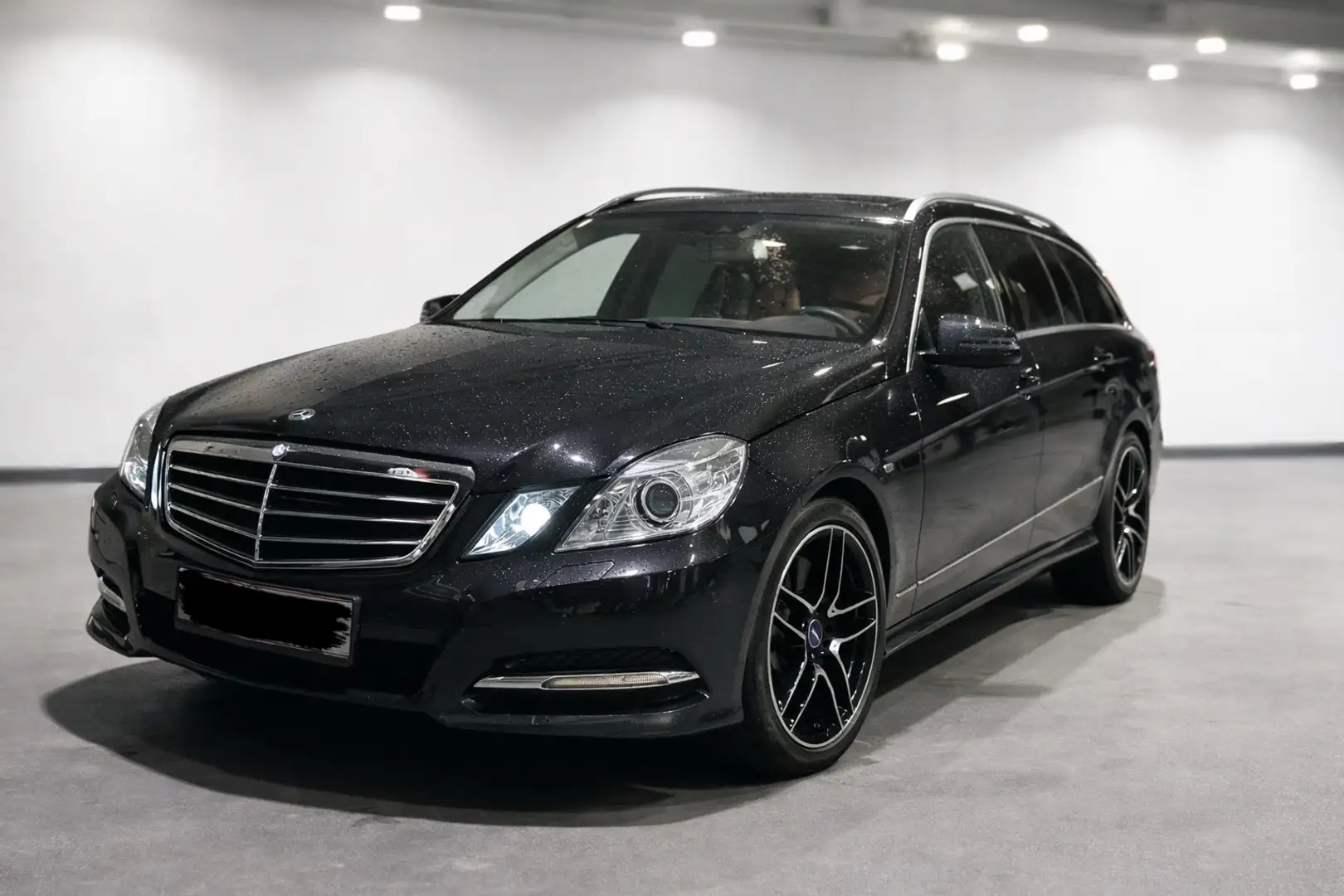 Mercedes-Benz E 200 T CDI DPF BlueEFFICIENCY 7G-TRONIC - 1