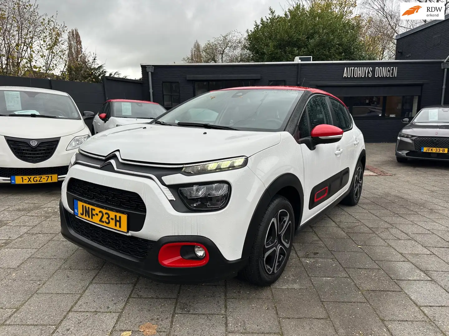 Citroen C3 1.2 PT (83pk) Feel 5 drs! Navigatie! Clima! PDC! Blanc - 1