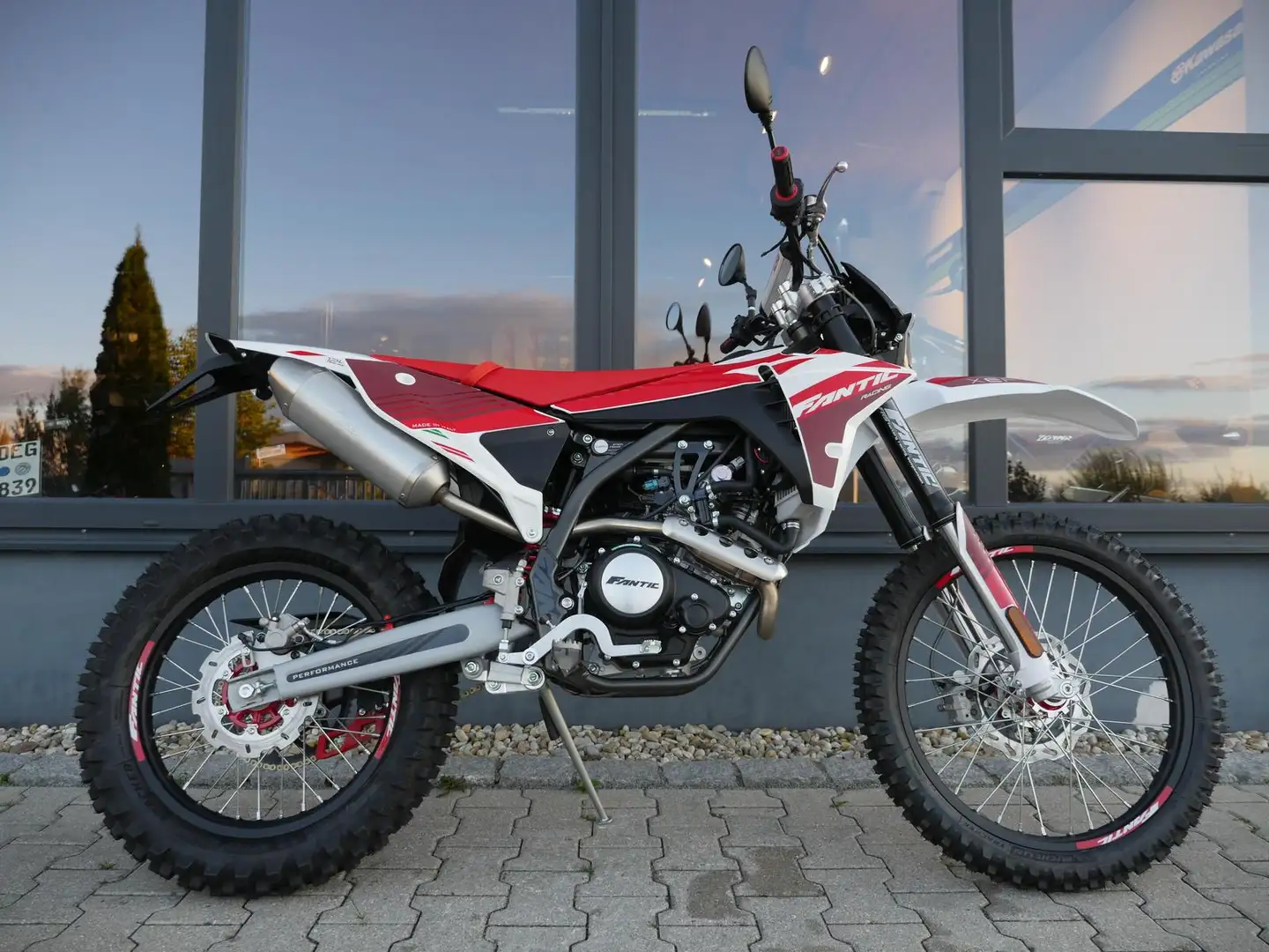 Fantic 125E XEF 125 Performance / Competition - beide Farben - 1