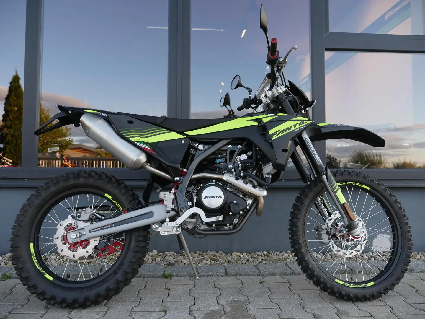 Fantic 125E XEF 125 Performance / Competition - beide Farben - 2