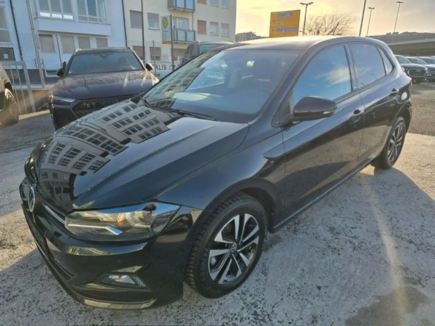Volkswagen Polo VI United 1,0 TSI NAVI*TEMP*APP Nero - 1