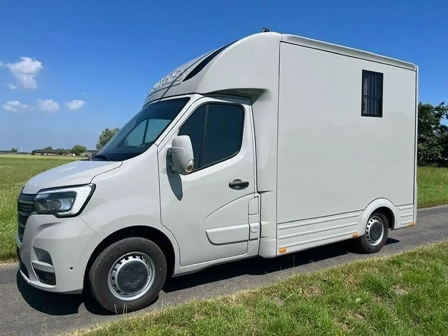 Renault Master HENSTENUITVOERING 47024 euro+btw Grijs - 2