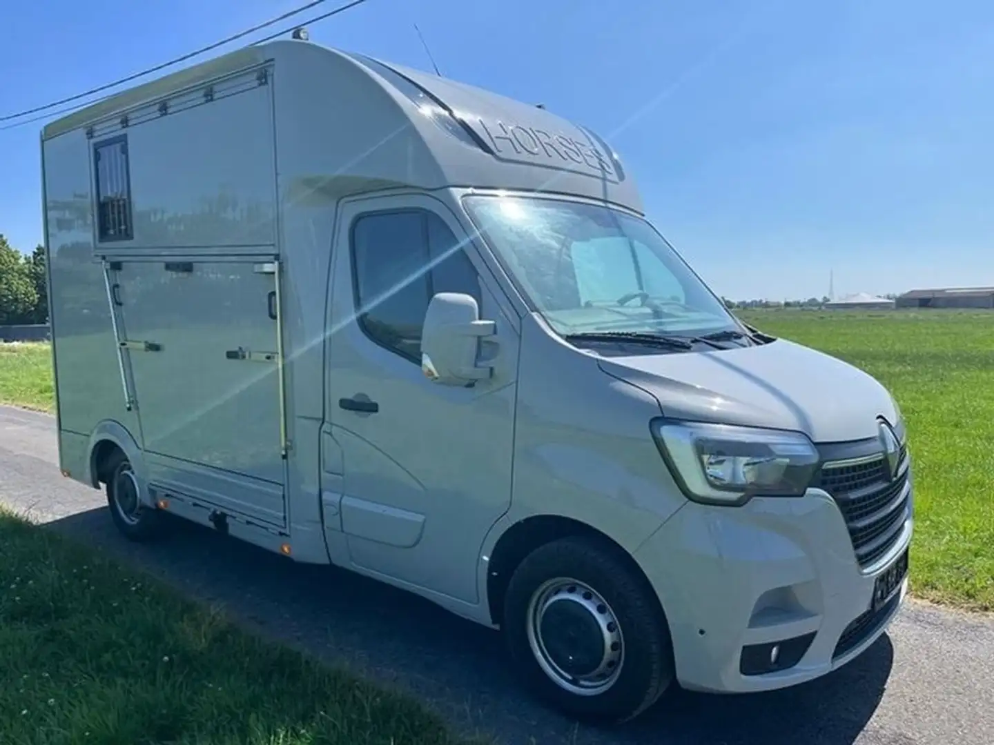 Renault Master HENSTENUITVOERING 47024 euro+btw Grijs - 1