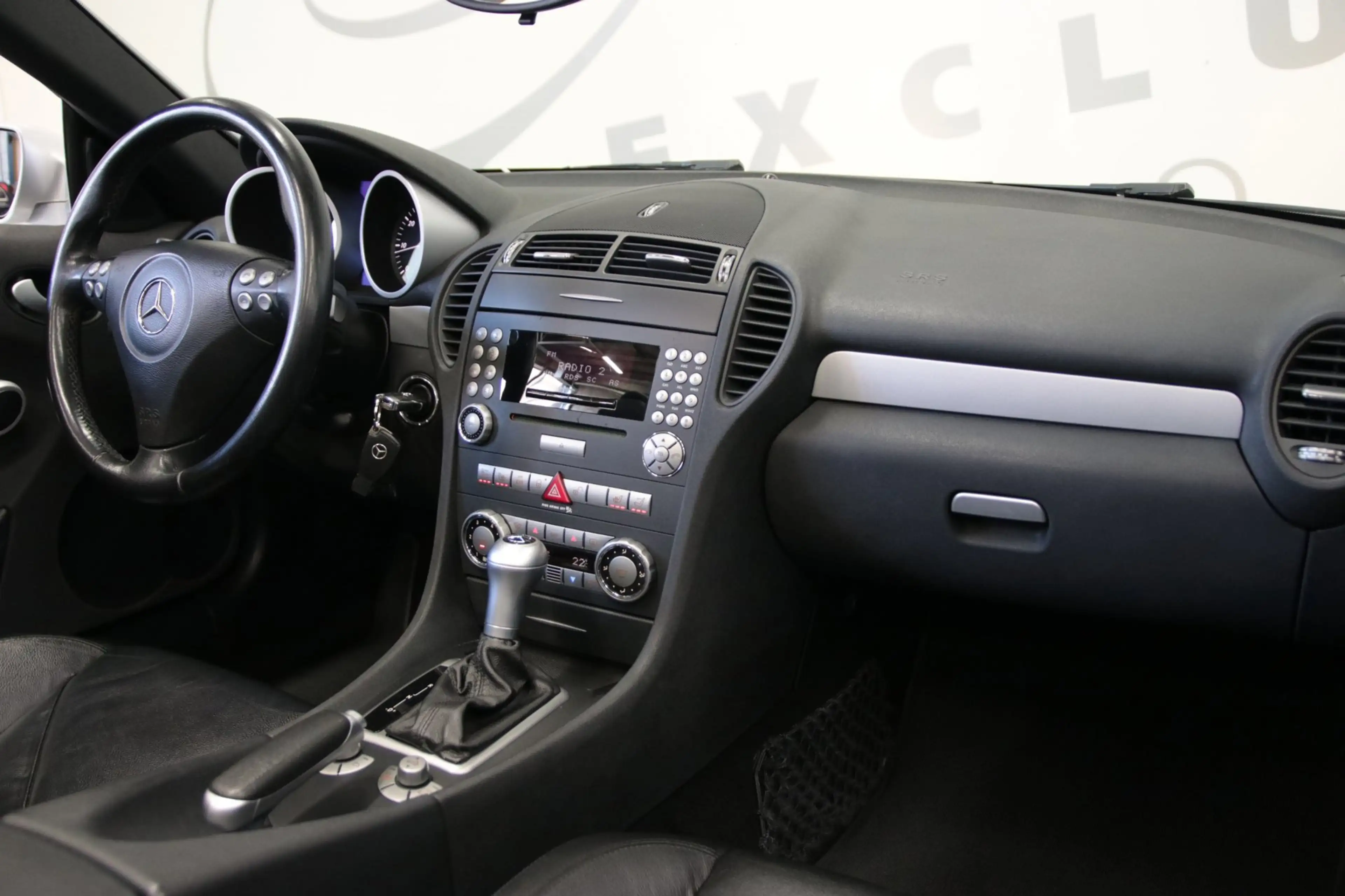 Mercedes-Benz SLK 350 V6/ Airscarf/ NAP/ Origineel NL — photo 15