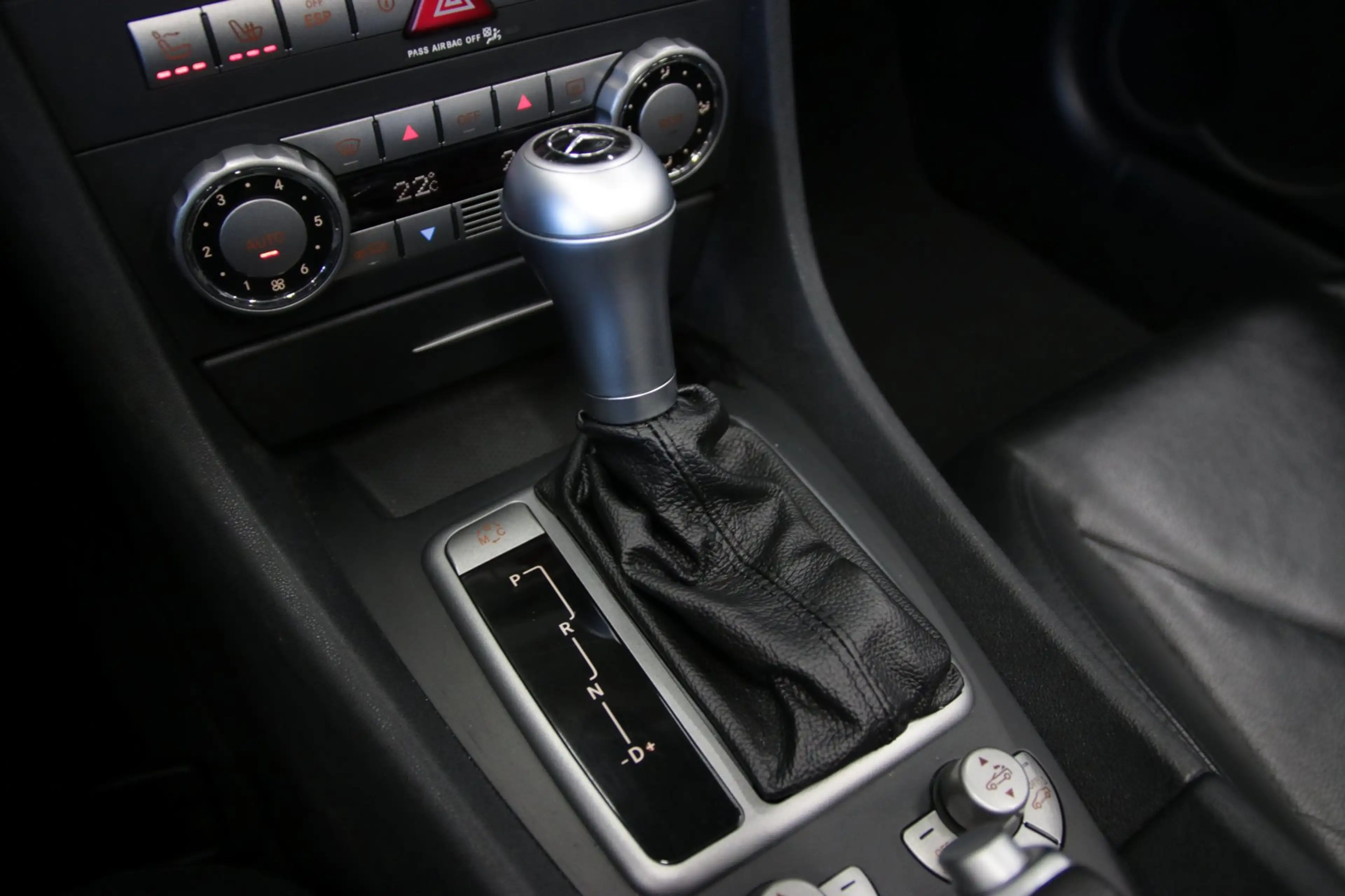 Mercedes-Benz SLK 350 V6/ Airscarf/ NAP/ Origineel NL — photo 26