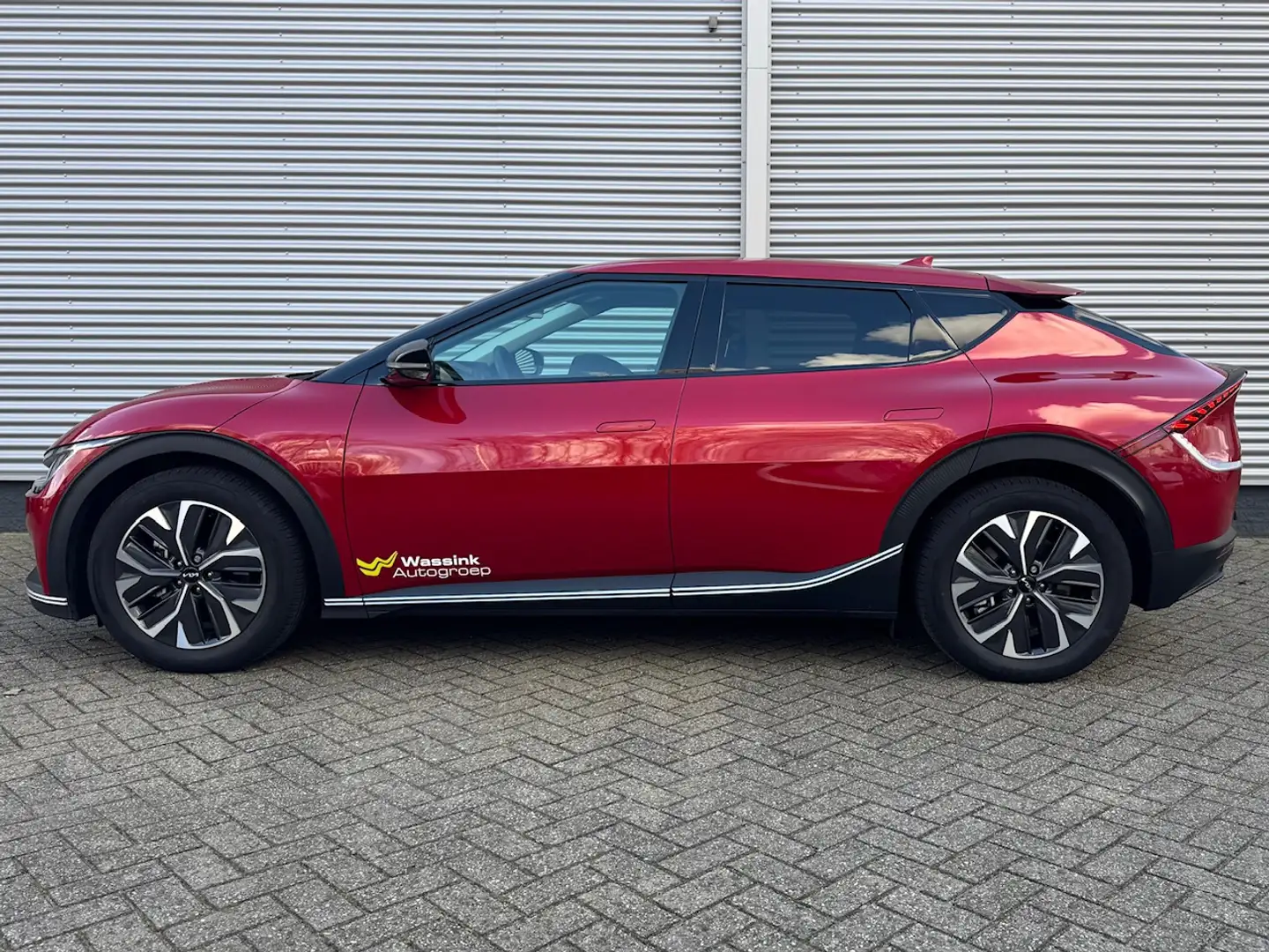Kia EV6 58kWh 169pk RWD Air |GRATIS LAADPAAL Navigatie | S Rood - 2