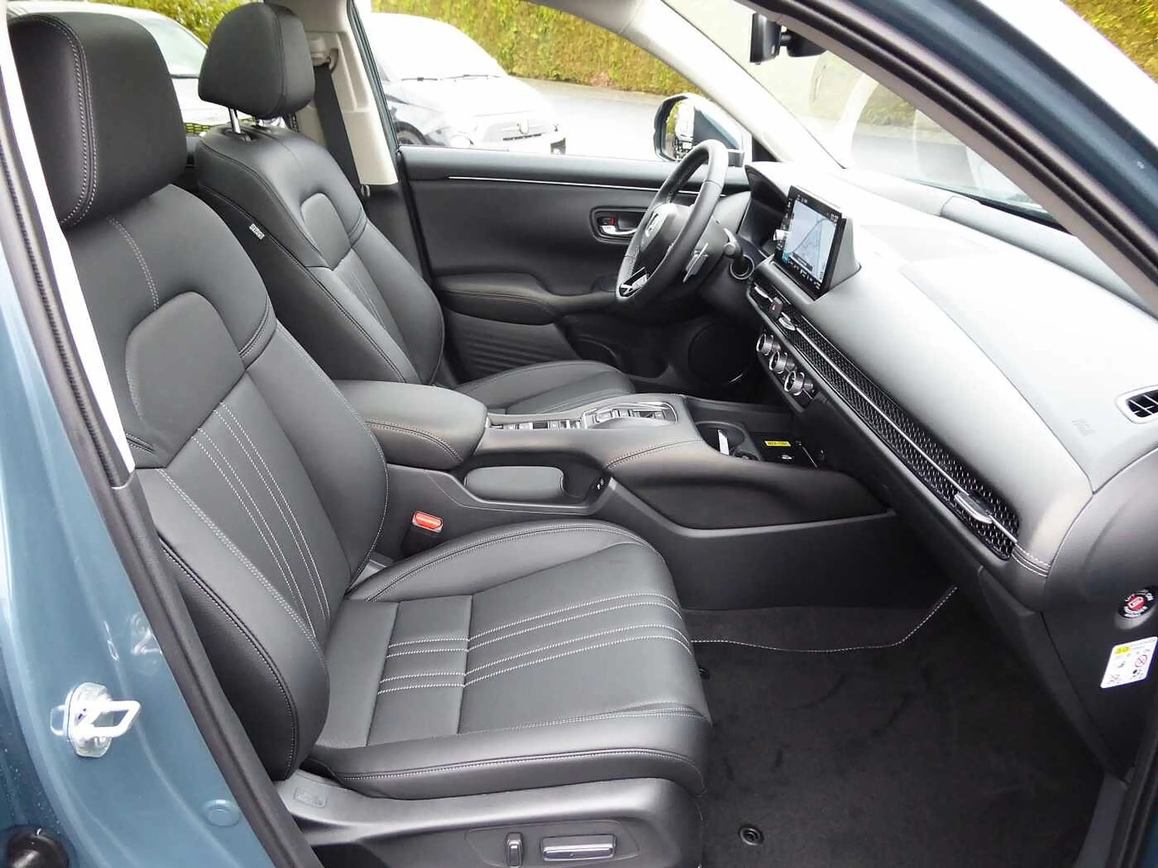 Honda ZR-V Hybrid e:HEV 2.0 i-MMD Advance / Schiebedach — photo 14