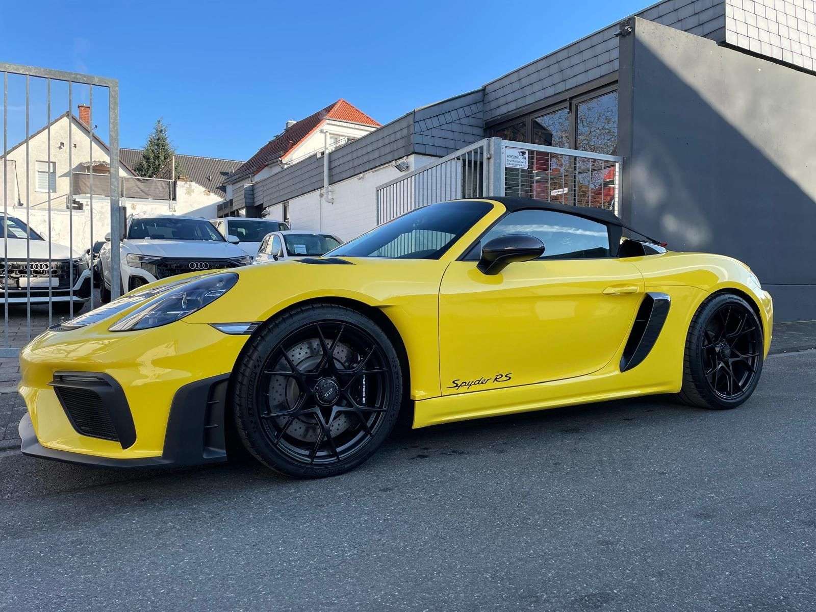 Second hand Porsche Boxster 