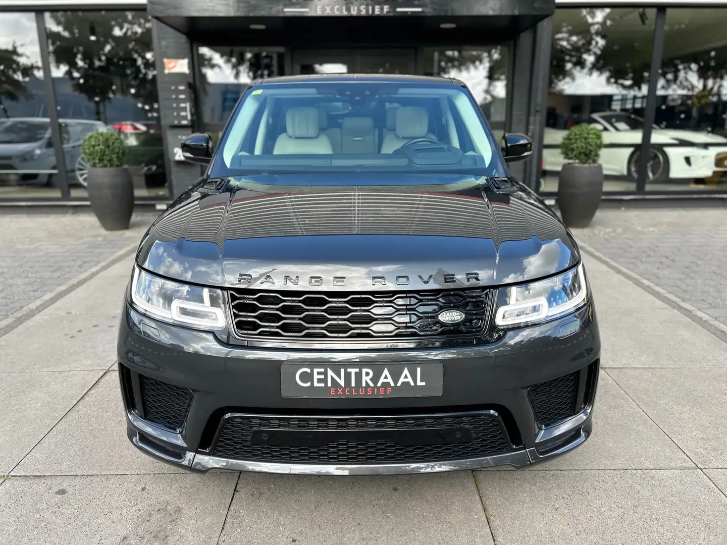 Land Rover Range Rover Sport 2.0 P400e HSE Dynamic|Pano|Meridian|Memory|Head-Up Grijs - 2