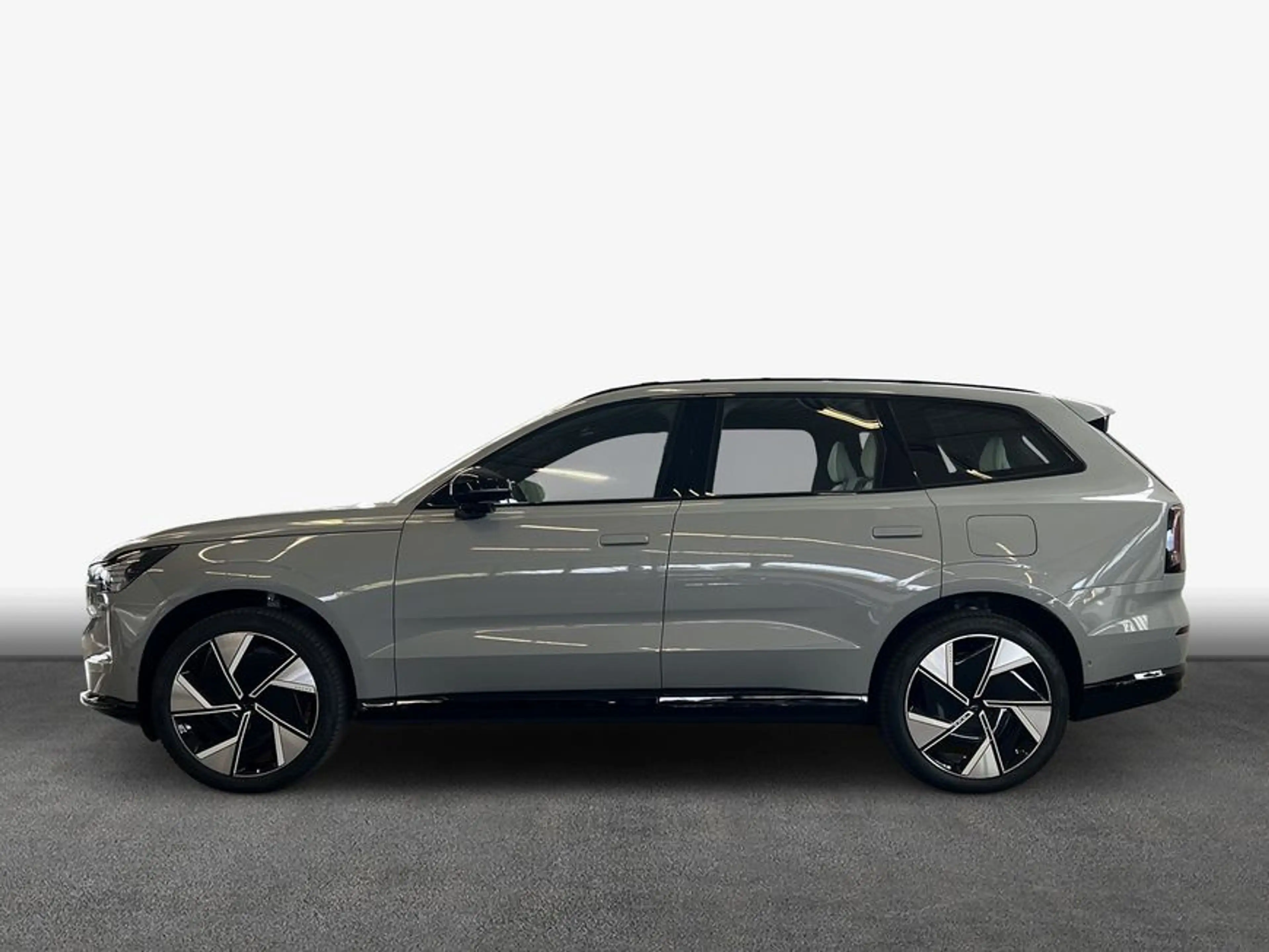 Volvo EX90 Twin-Performance AWD Ultra 7S B&W 22'' R330 — photo 5