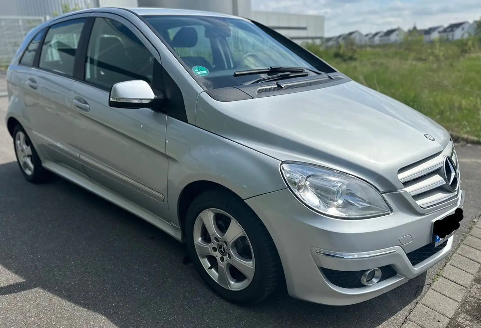 Mercedes-Benz B 180 B-Klasse Autotronic SPORT EDITION Silber - 1