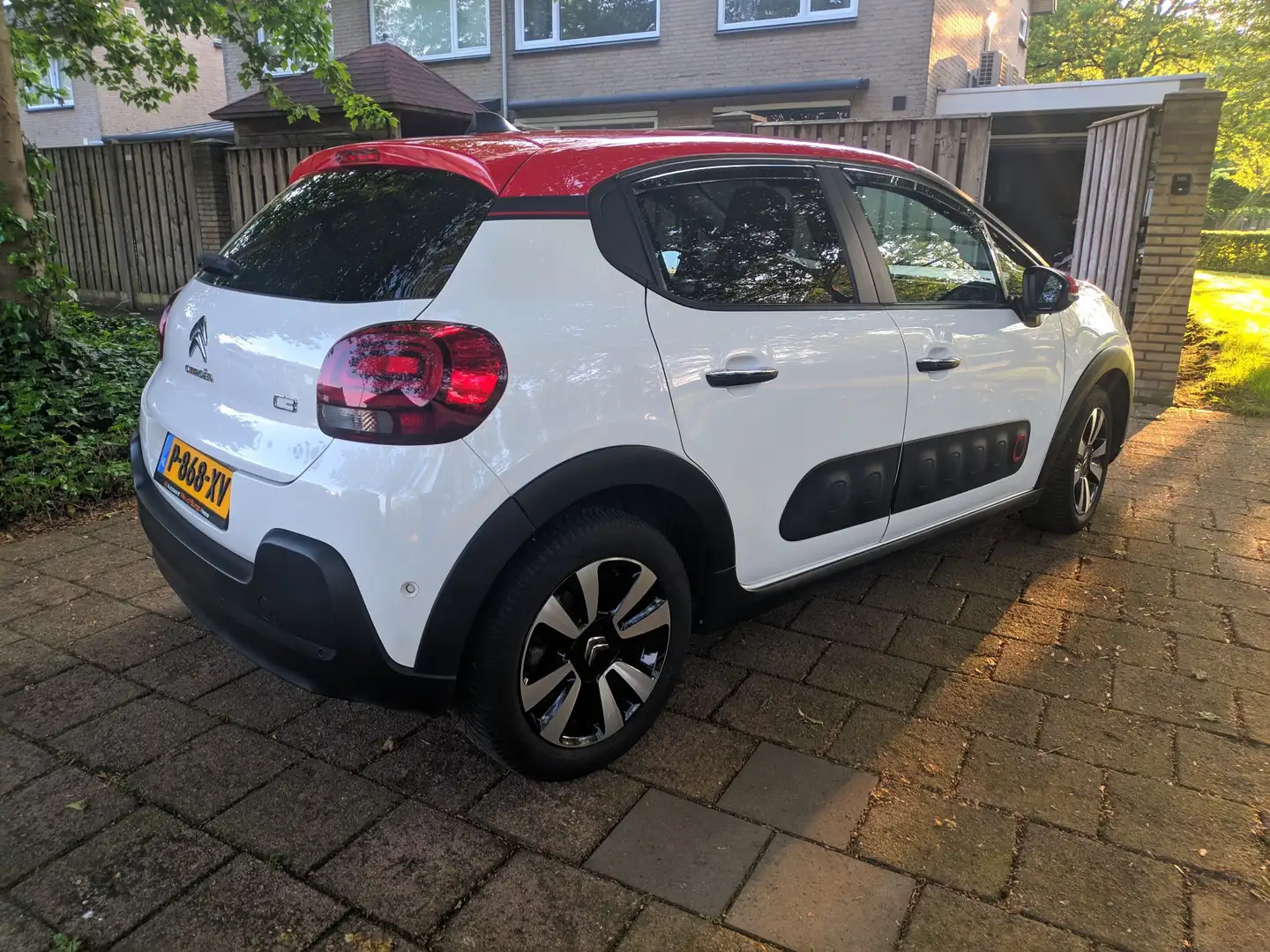 Citroen C3 Pure Tech 110 S&S EAT6 SHINE - 2