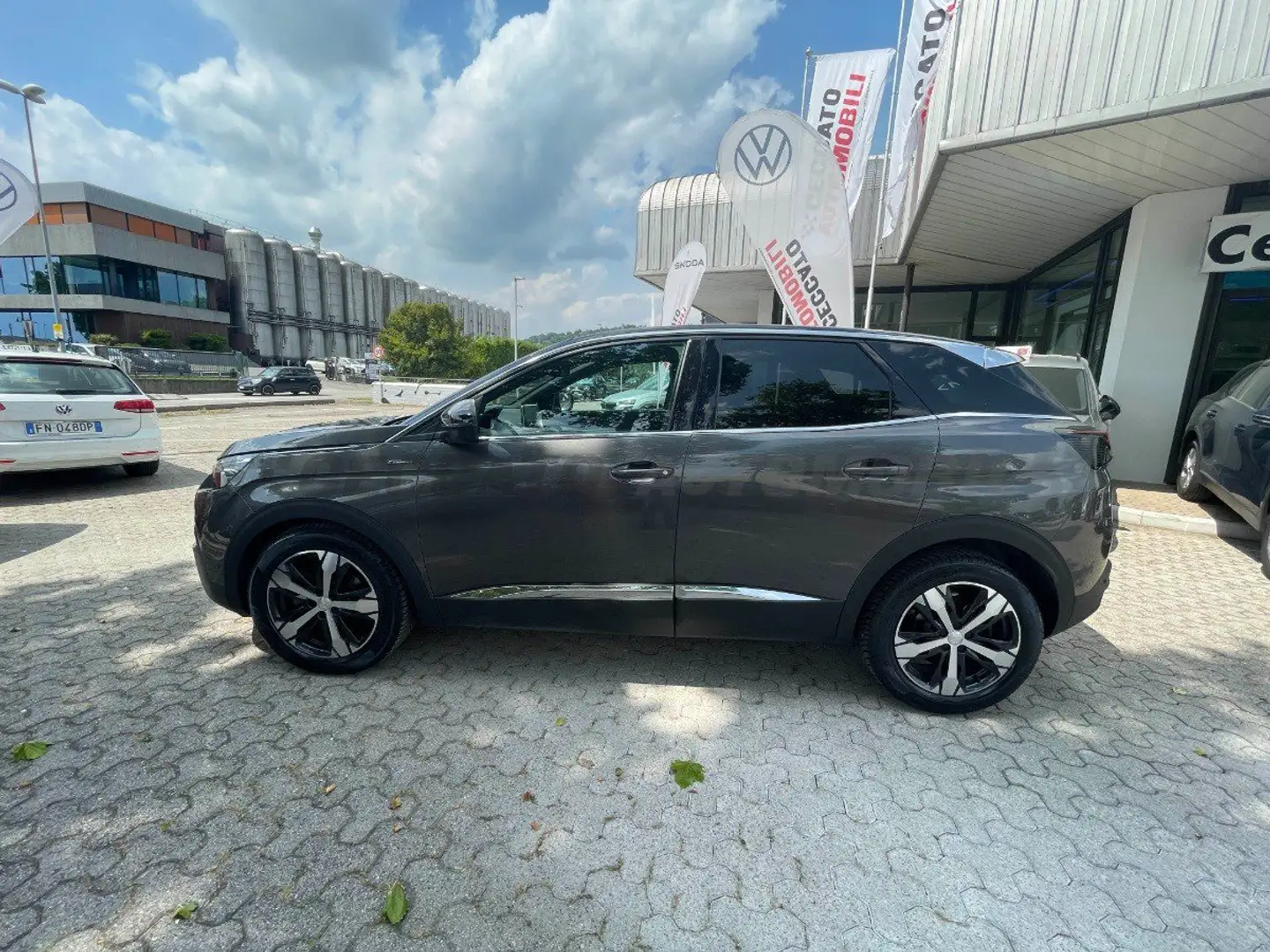 Peugeot 3008 II 2016 1.5 bluehdi GT Line s&s 130cv Grigio - 2