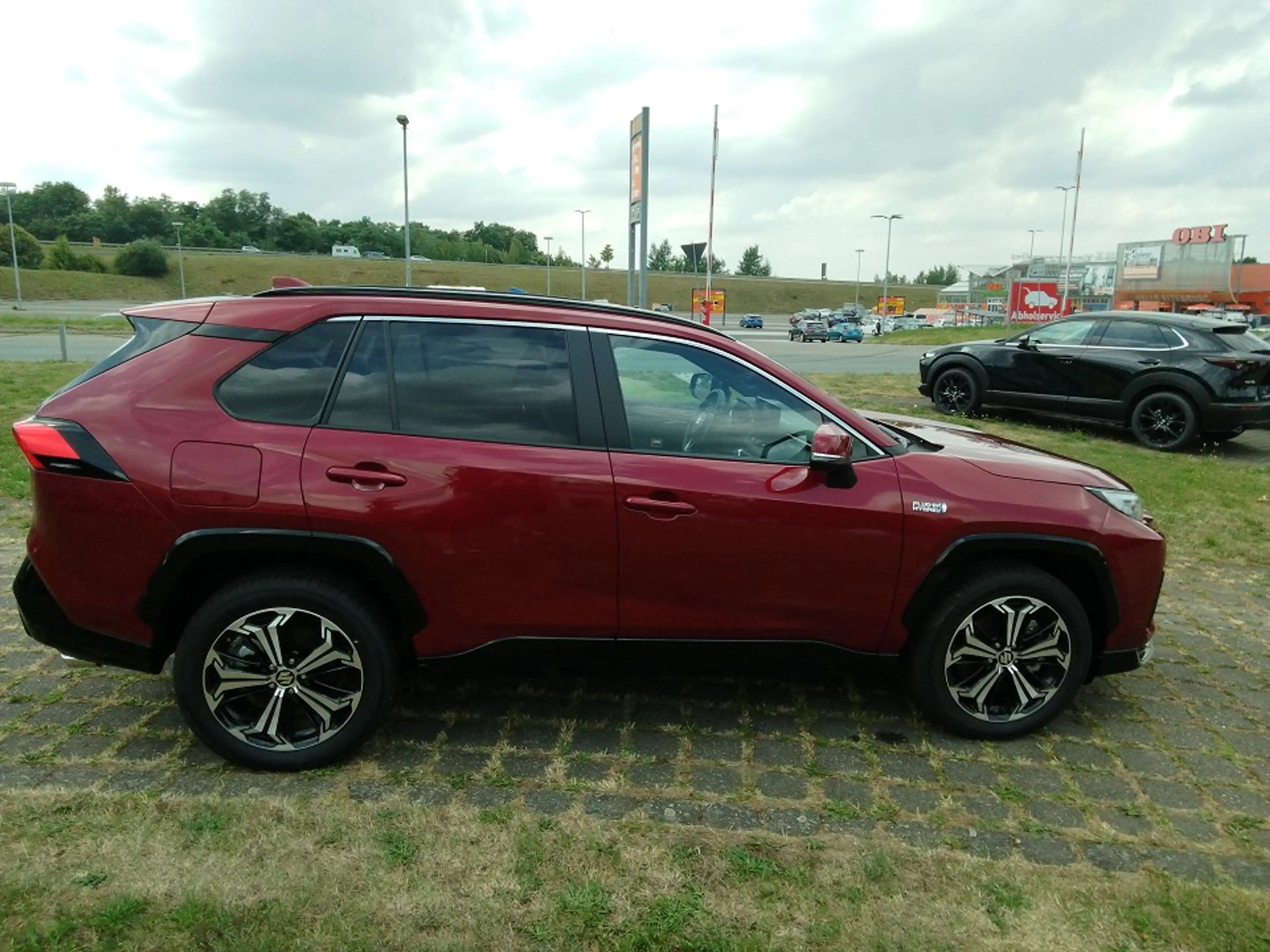 Suzuki Across Plug in Hybrid Comfort+ — photo 5