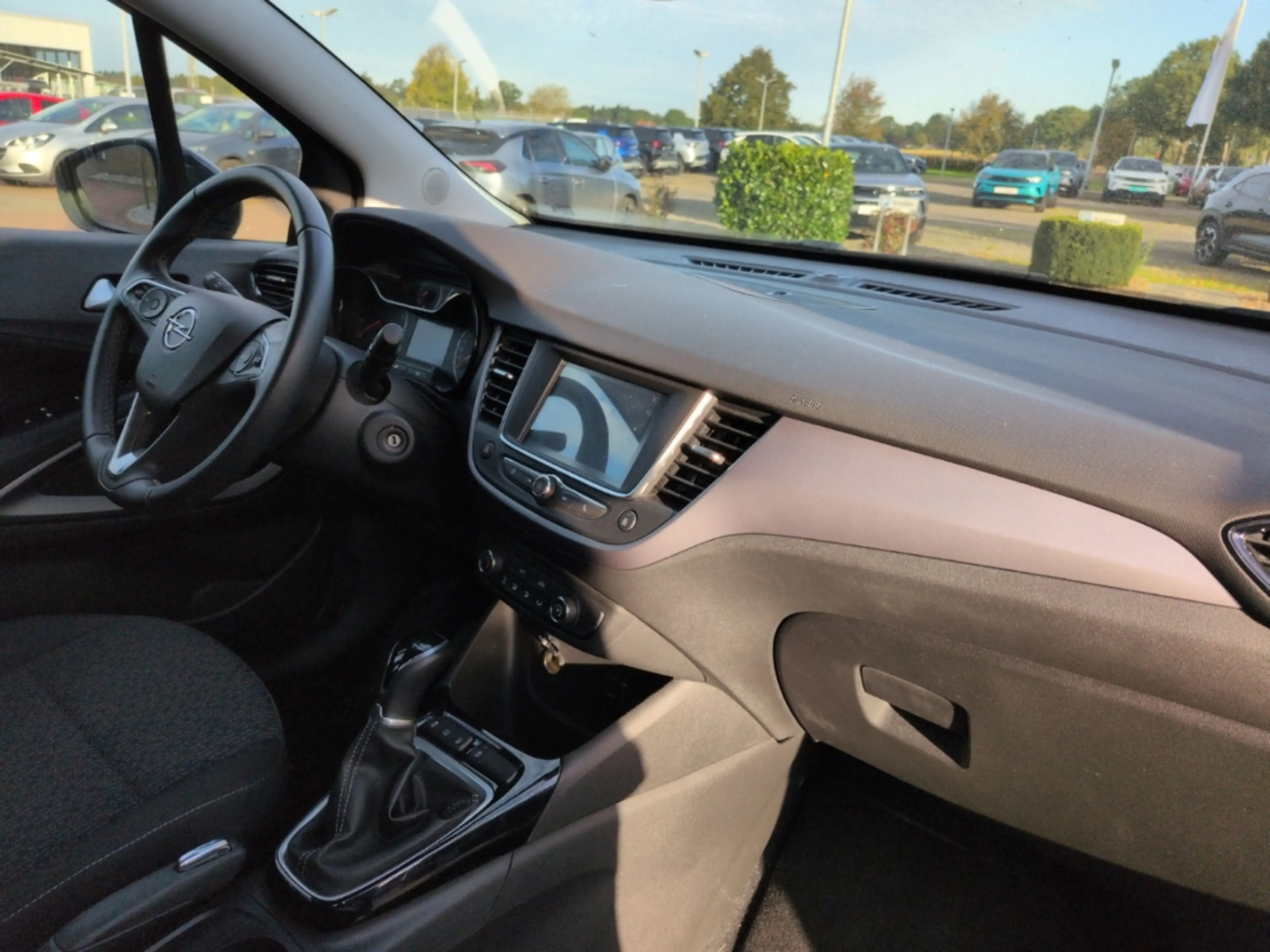Opel Crossland Edition LED Apple CarPlay Android Auto DAB Ambient — photo 12