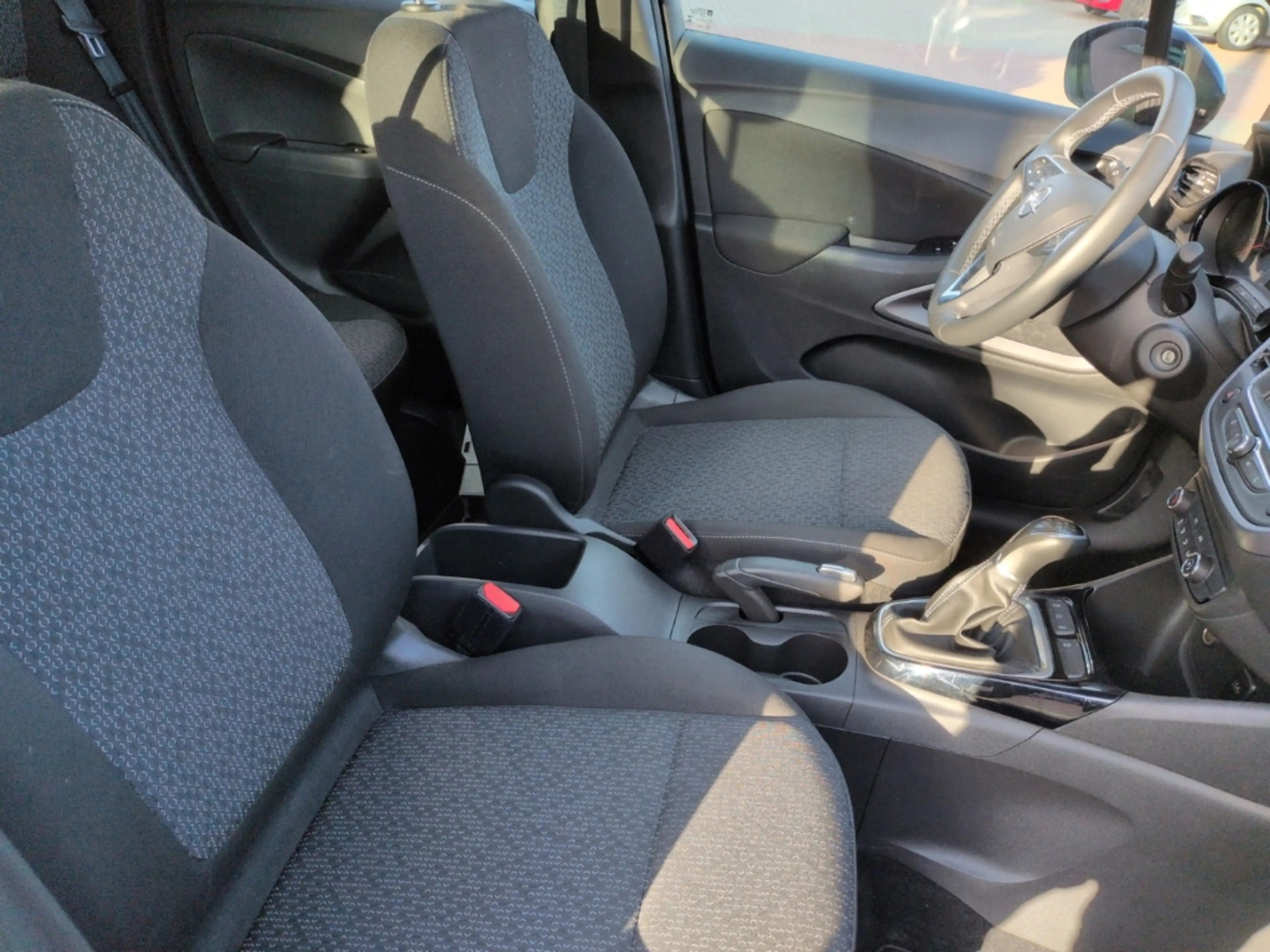 Opel Crossland Edition LED Apple CarPlay Android Auto DAB Ambient — photo 13