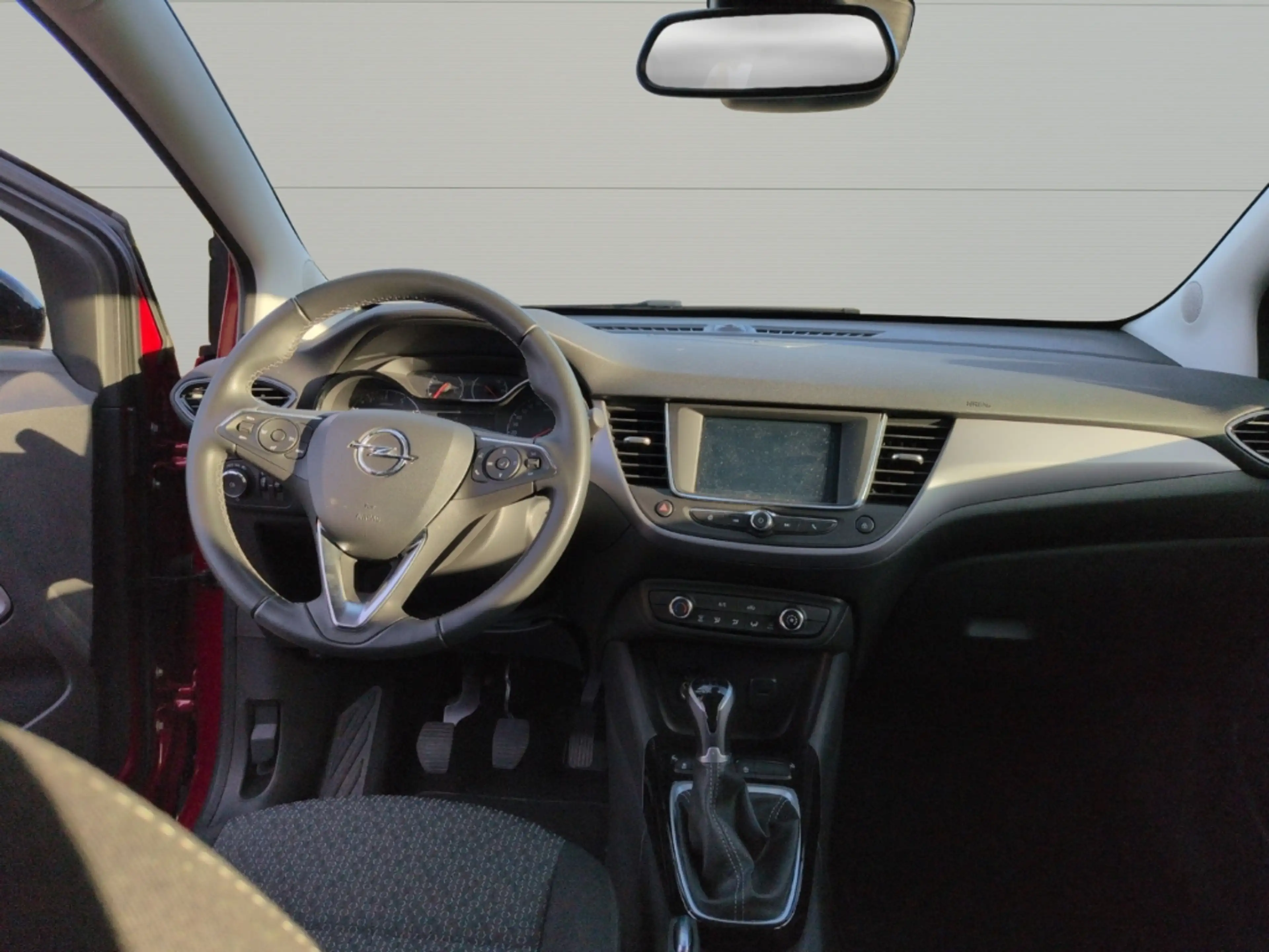Opel Crossland Edition LED Apple CarPlay Android Auto DAB Ambient — photo 9
