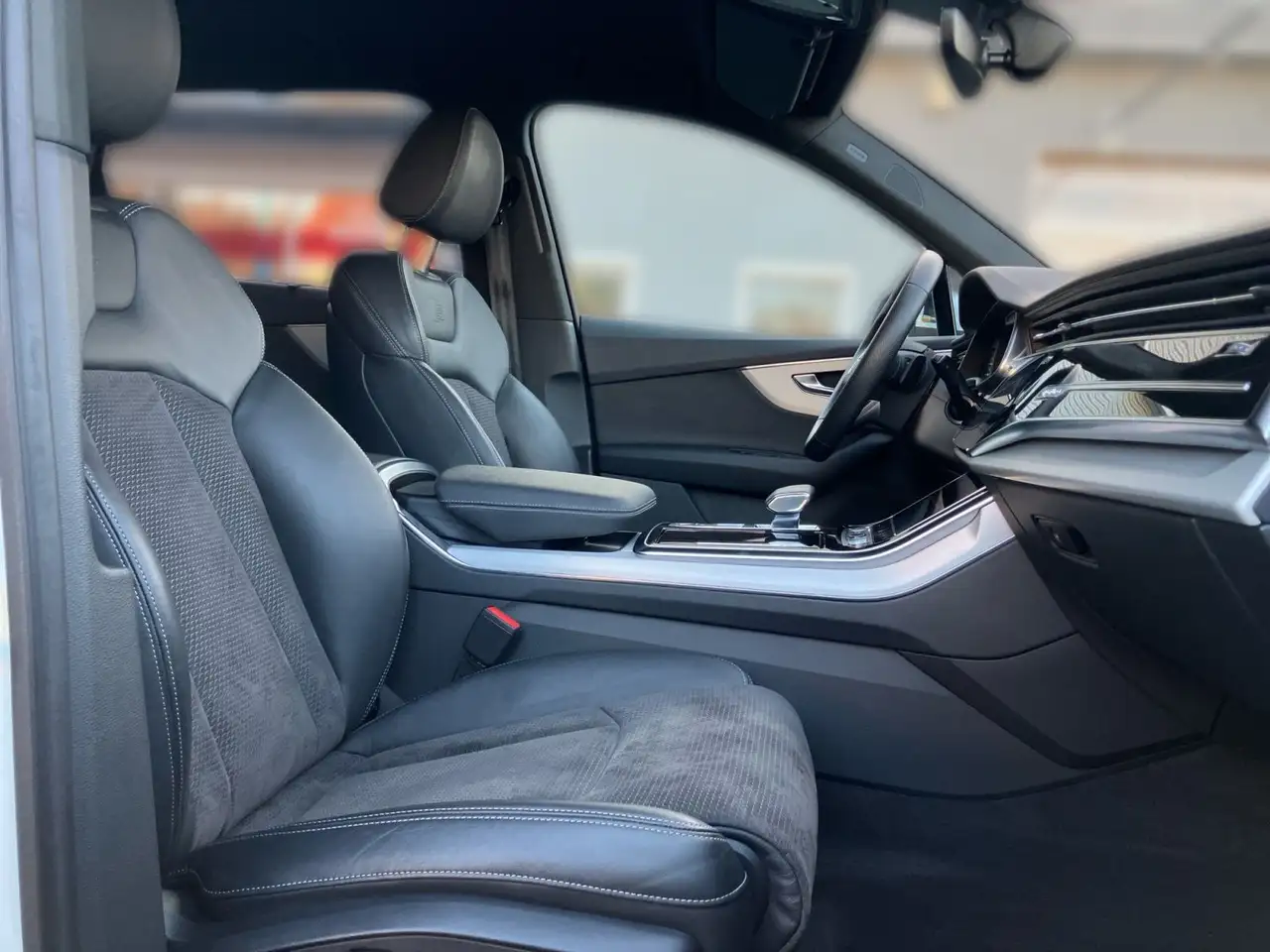 Audi Q7 S-Line 55 TFSI quattro / HD-Matrix-Laser, AHK 14