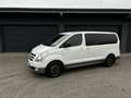 Hyundai Starex 2,5 CRDi Comfort Aut. 8-Sitzer Anhängerkupplung Weiß - thumbnail 2