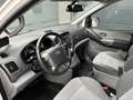 Hyundai Starex 2,5 CRDi Comfort Aut. 8-Sitzer Anhängerkupplung Weiß - thumbnail 11
