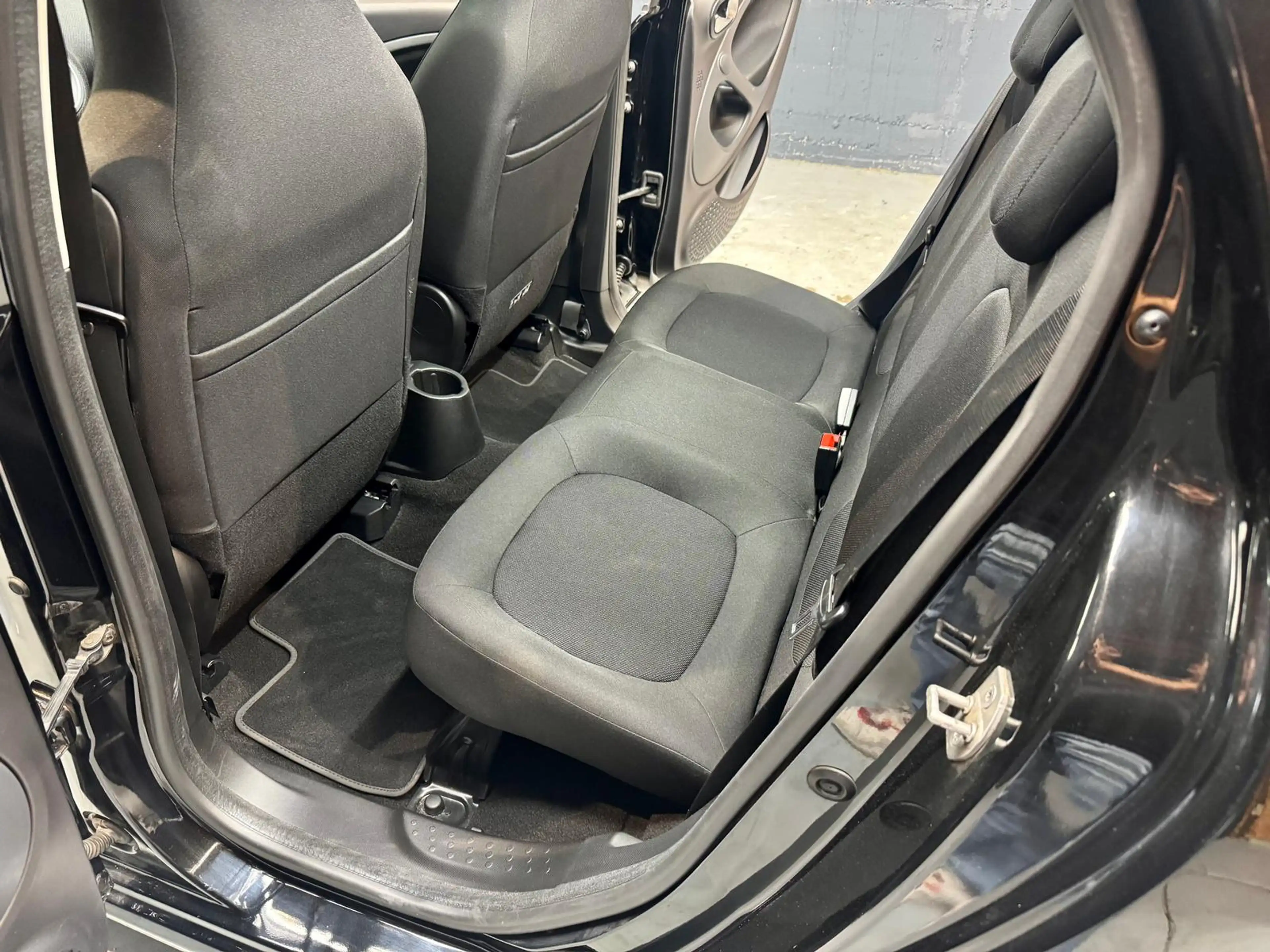 smart forFour 66 kW 0.9 Turbo KAT+PANO+KAMERA+NAVI+ — photo 15