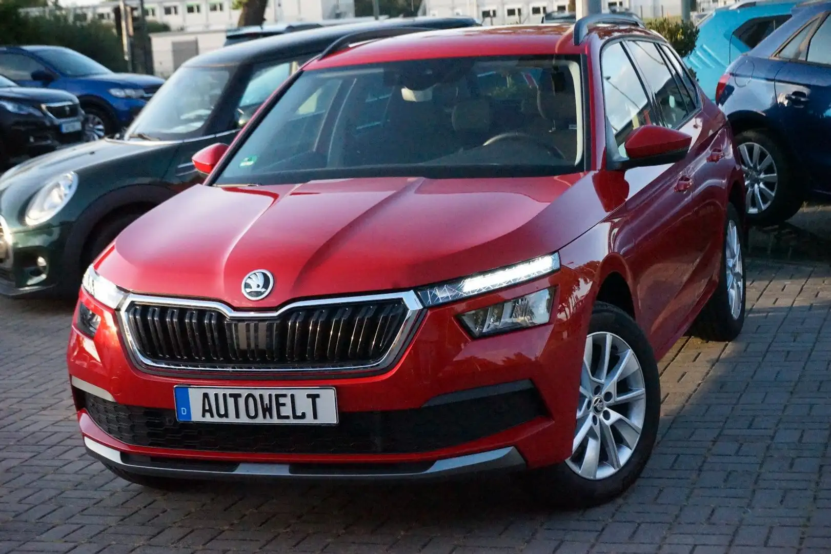 Skoda Kamiq 1.0 TSI DSG 85kW Style Rouge - 1