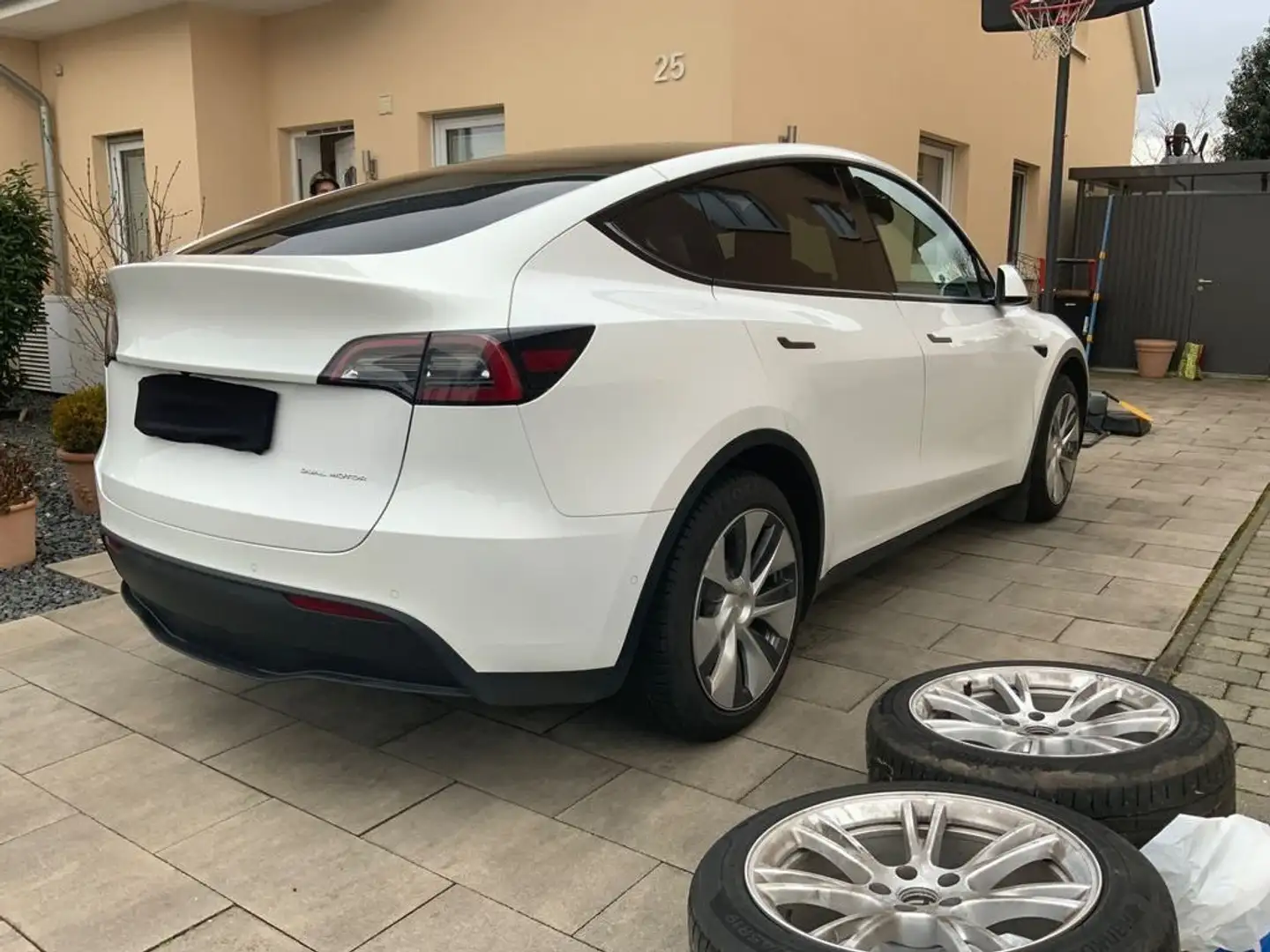 Tesla Model Y Long Range AWD 75 kWh Wärmep. Autopilot3 Blanco - 2