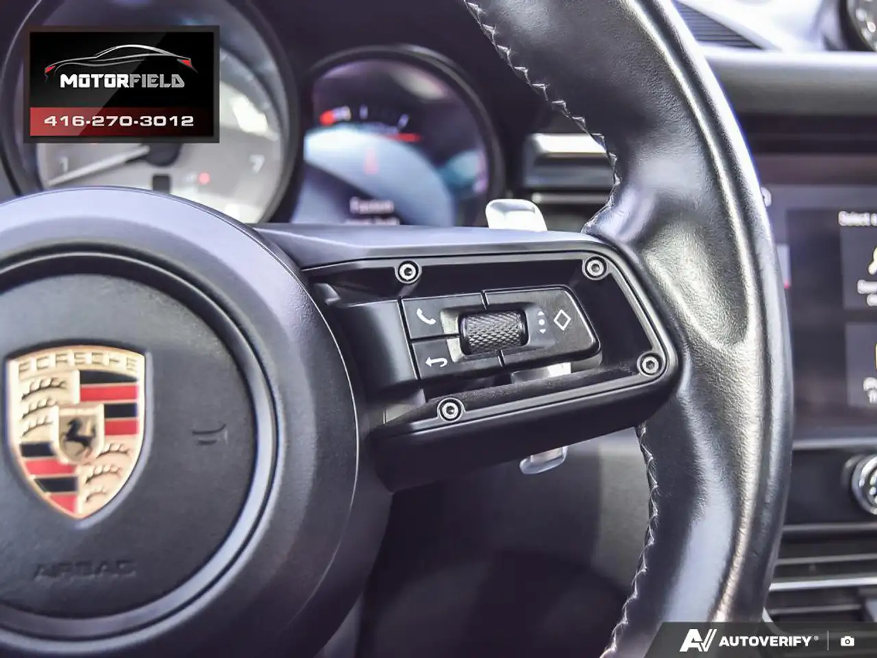Porsche Macan снимка Porsche Macan