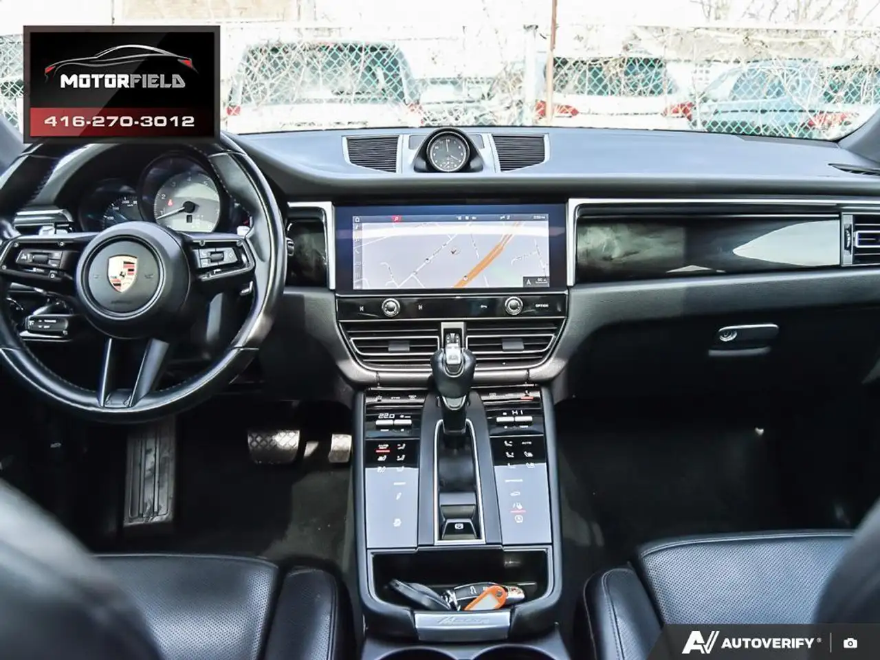 Porsche Macan снимка Porsche Macan