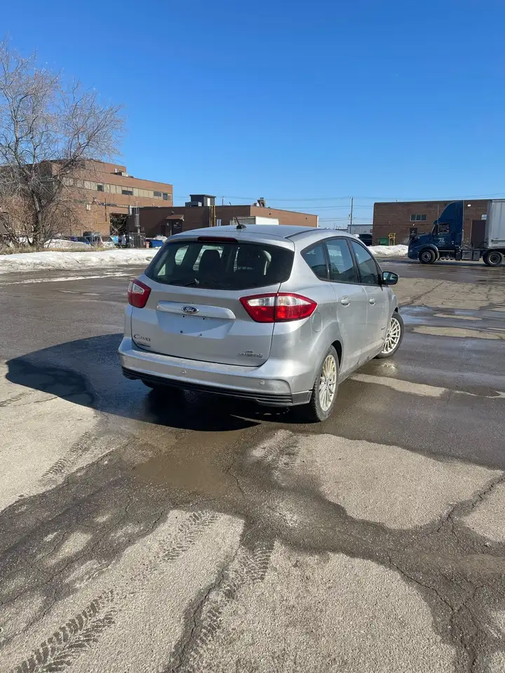 Ford C-Max снимка Ford C-Max