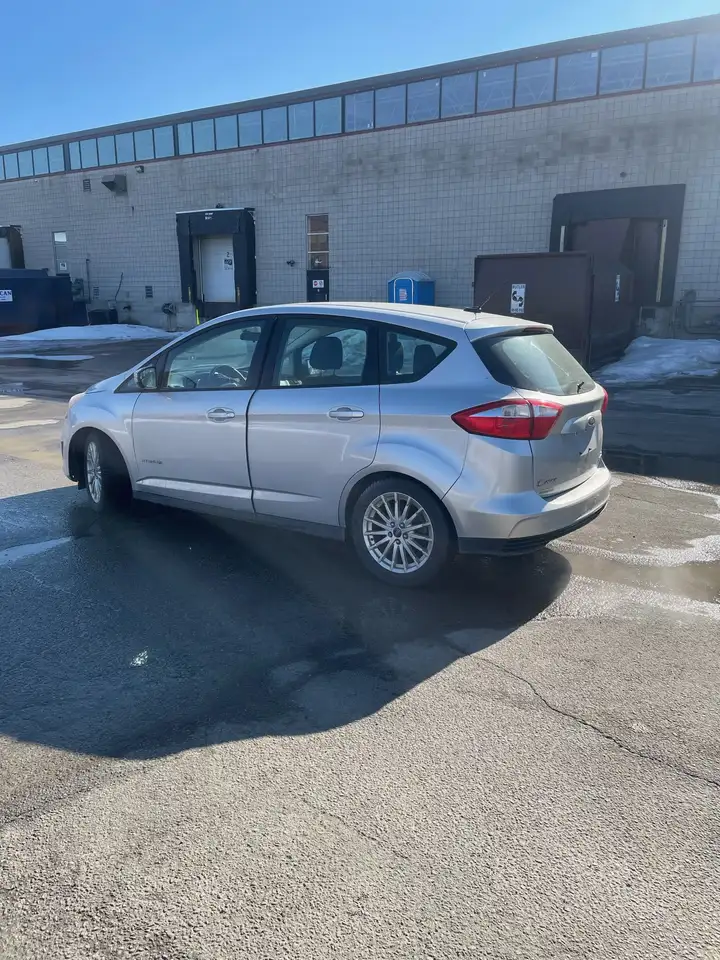 Ford C-Max снимка Ford C-Max