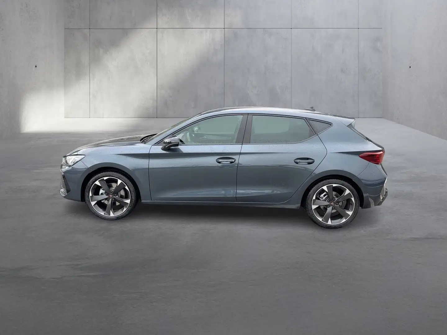 CUPRA Leon 1.5 TSI ACT Grau - 2