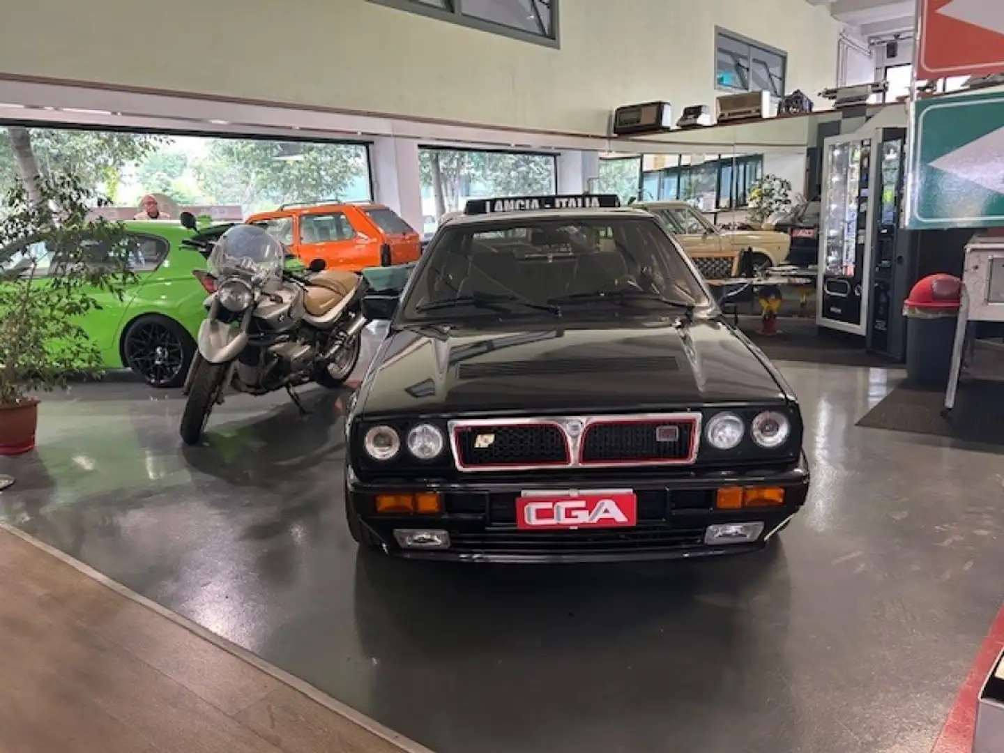 Lancia Delta 2.0i.e. turbo 16V HF integrale Negro - 1